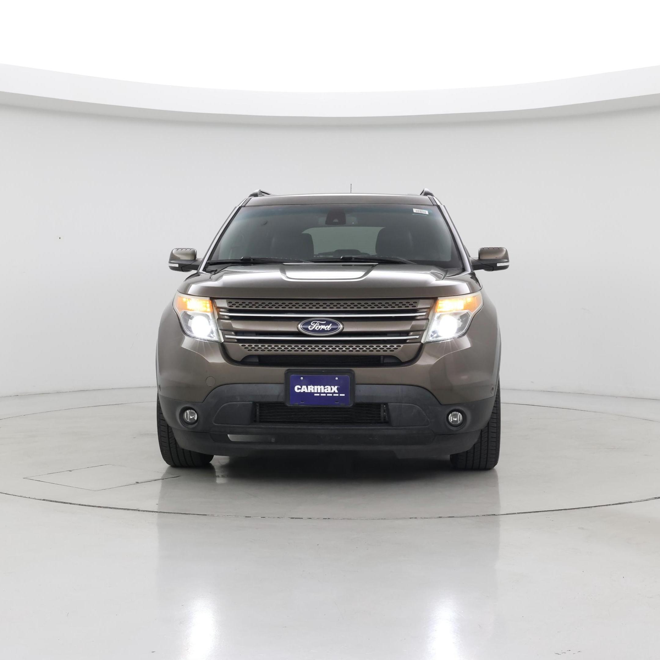 Thumbnail: 2015 Ford Explorer - 5