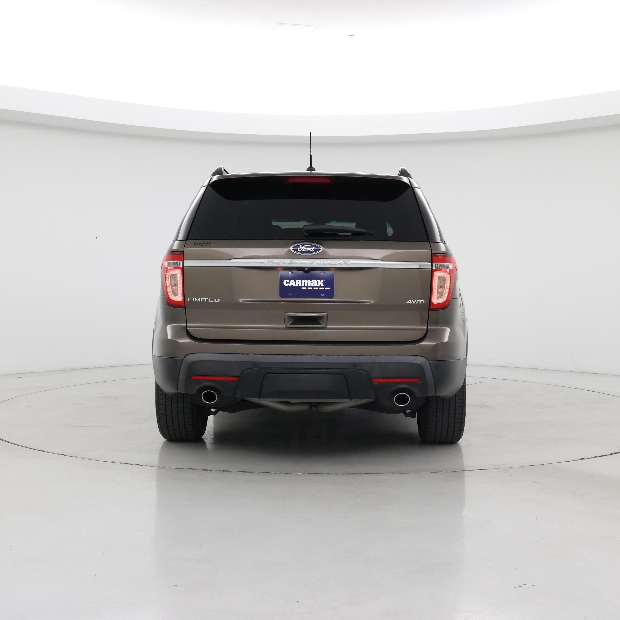 Thumbnail: 2015 Ford Explorer - 6