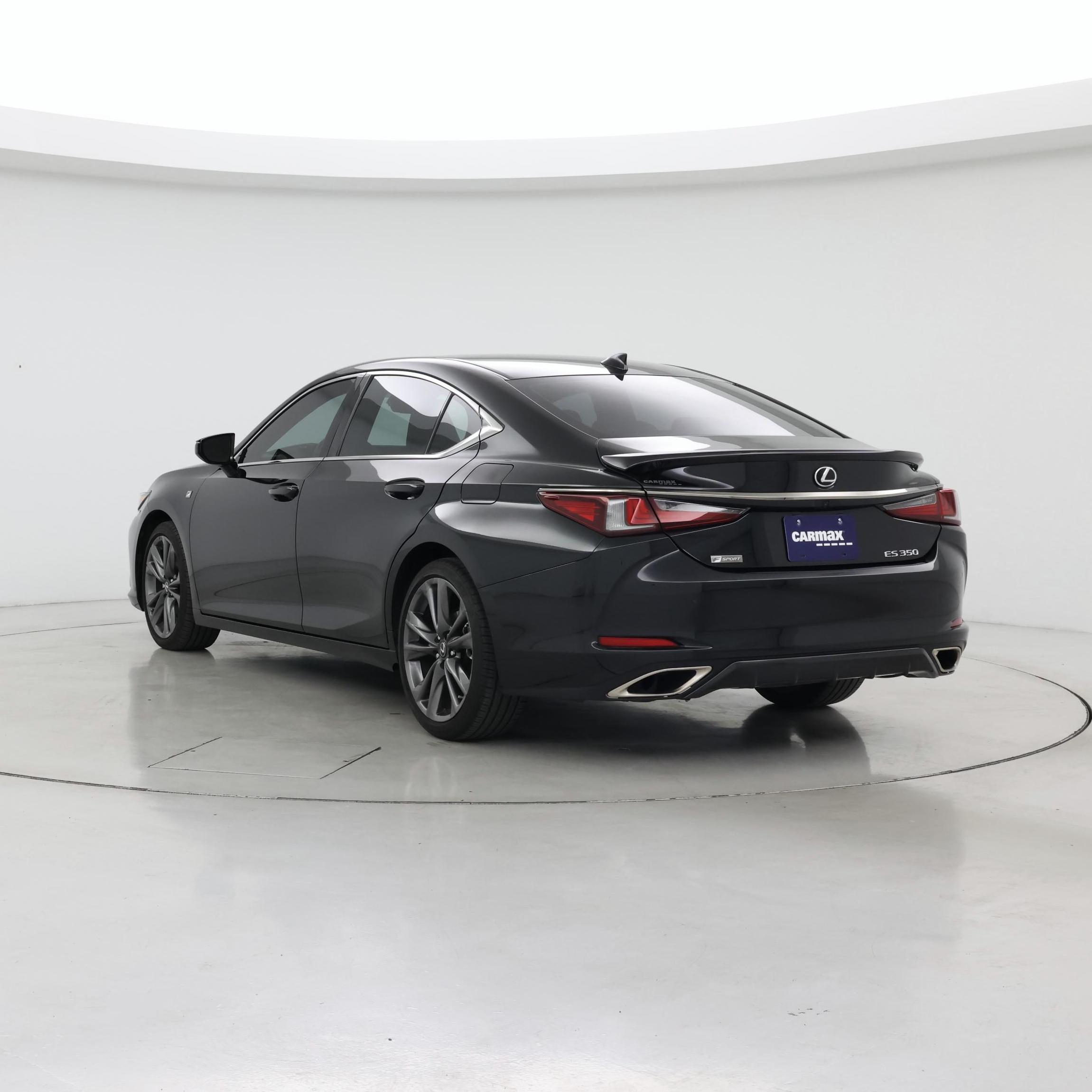 Thumbnail: 2021 Lexus ES - 2
