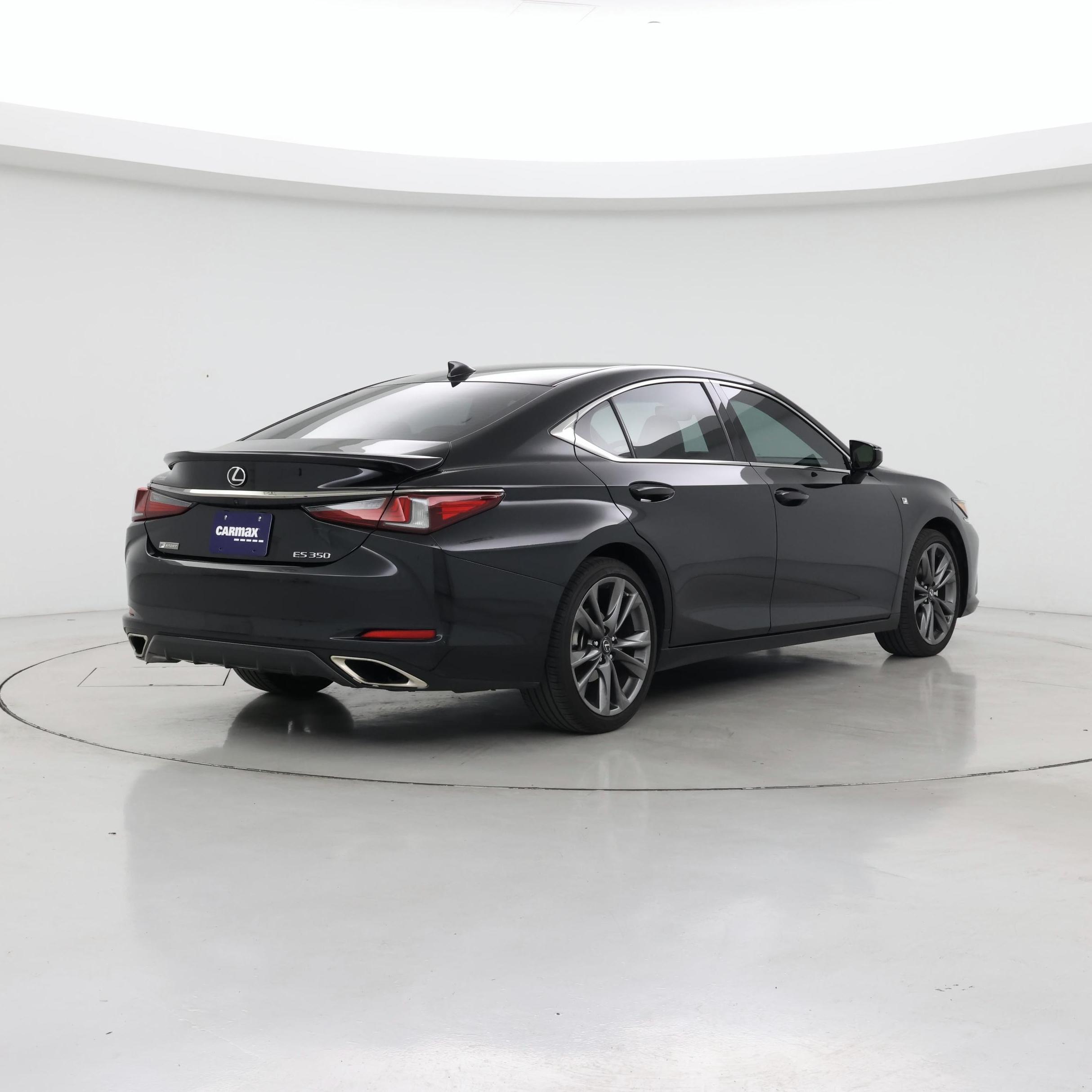 Thumbnail: 2021 Lexus ES - 8