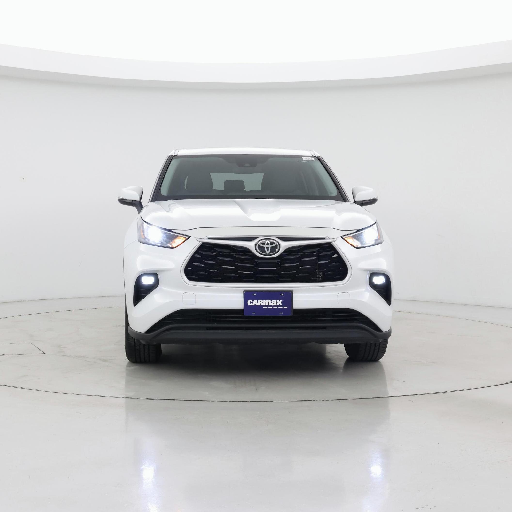 Thumbnail: 2022 Toyota Highlander - 5