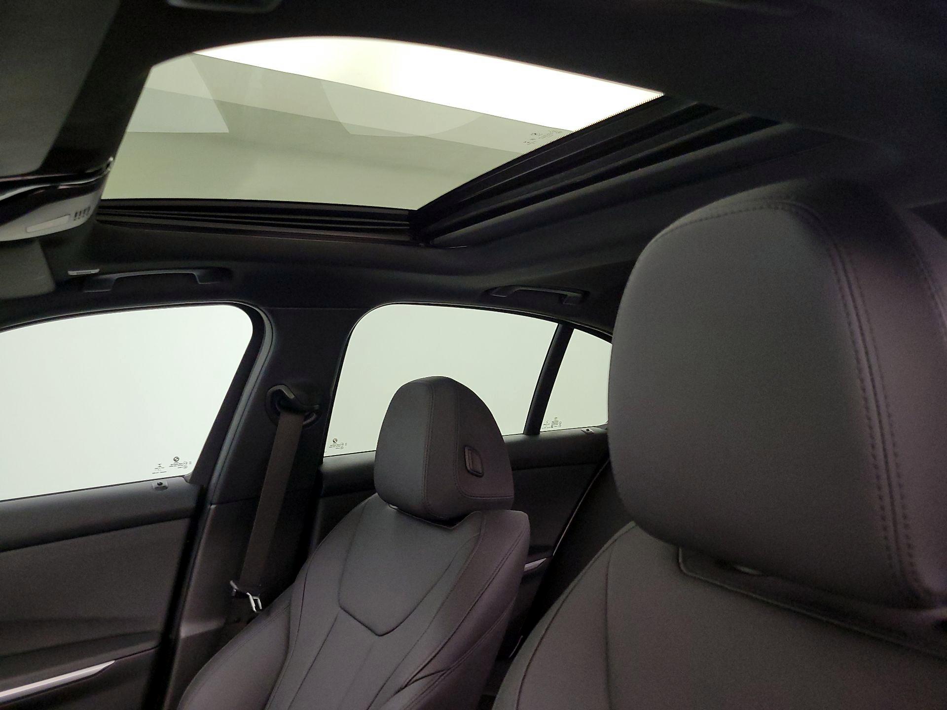 Thumbnail: 2020 BMW 3 Series - 20