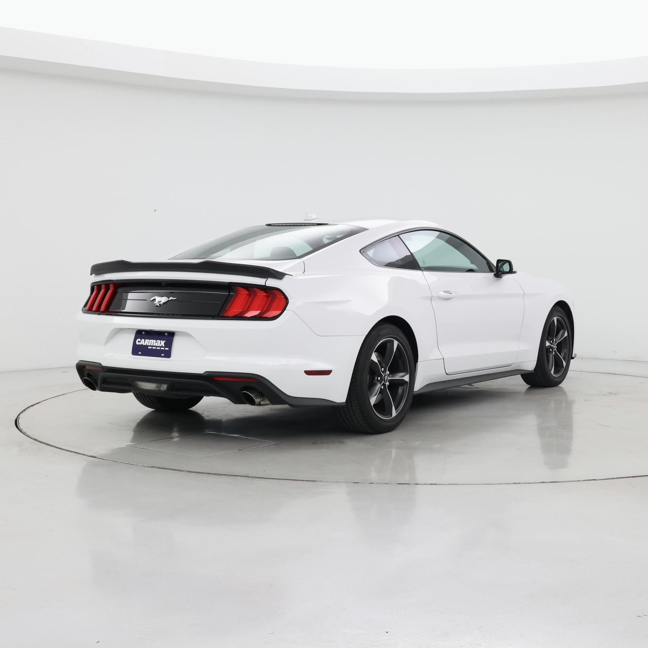 Thumbnail: 2022 Ford Mustang - 8
