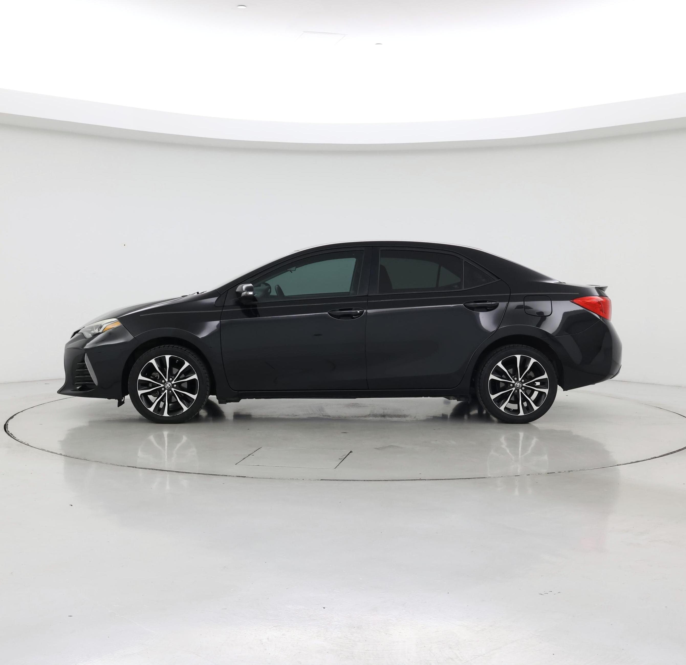 Thumbnail: 2019 Toyota Corolla - 3
