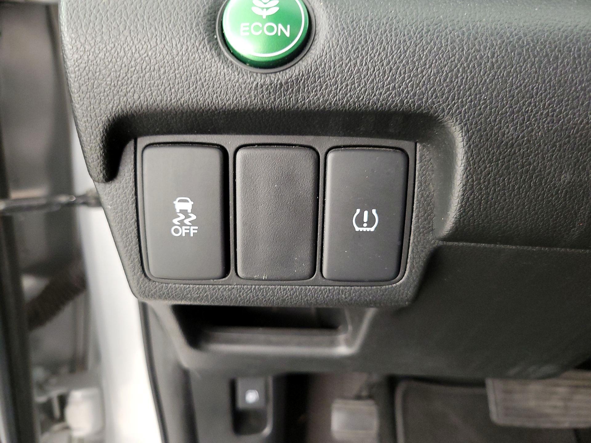 Thumbnail: 2016 Honda CR-V - 13