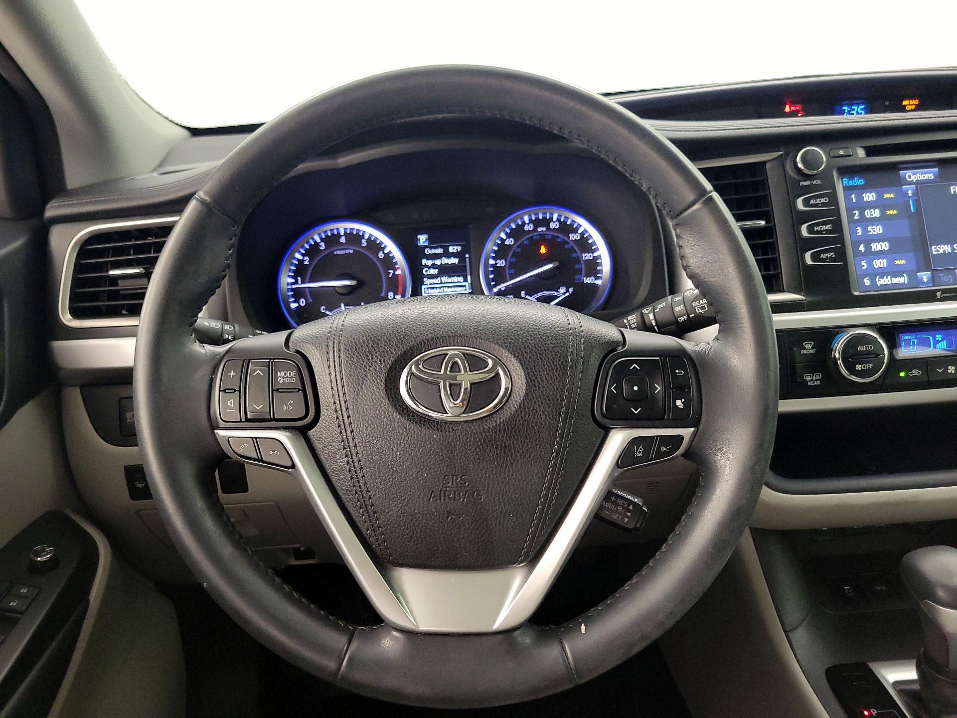 Thumbnail: 2018 Toyota Highlander - 10