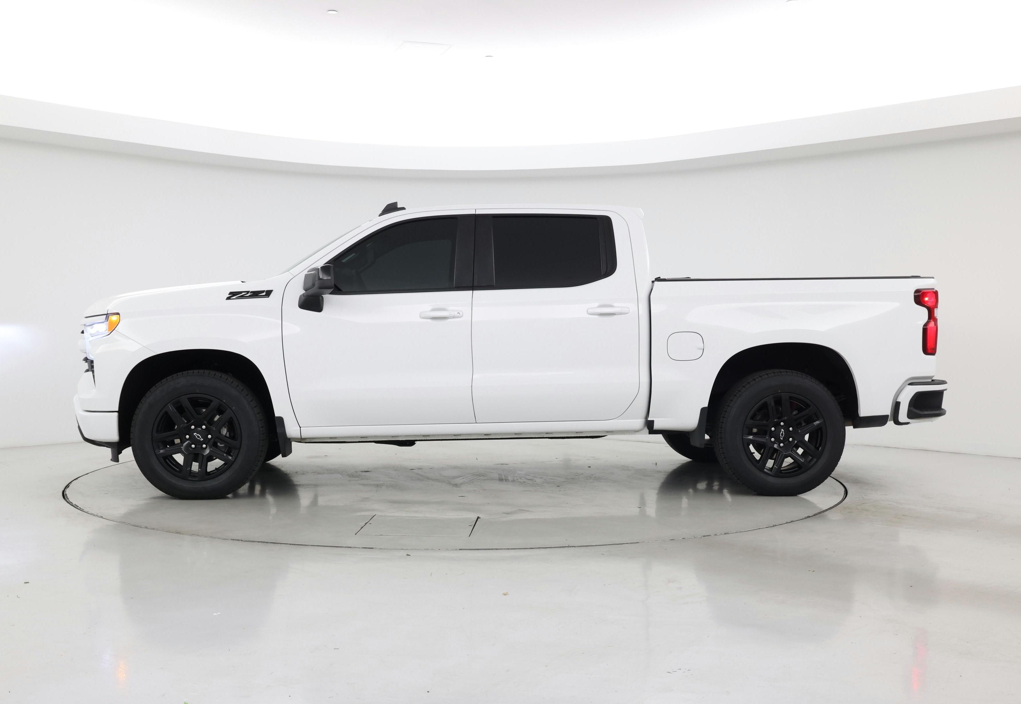 Thumbnail: 2023 Chevrolet Silverado 1500 - 3