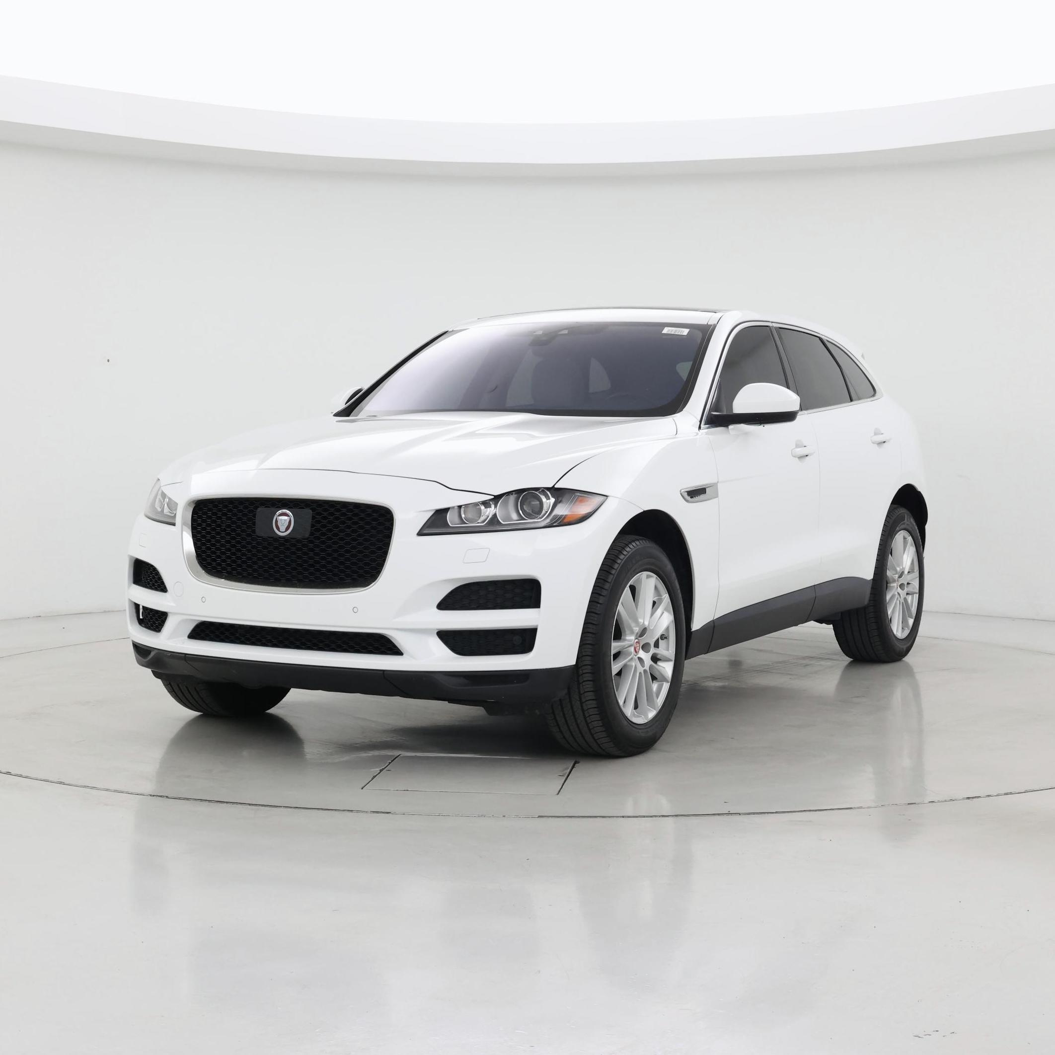 Thumbnail: 2019 Jaguar F-Pace - 4