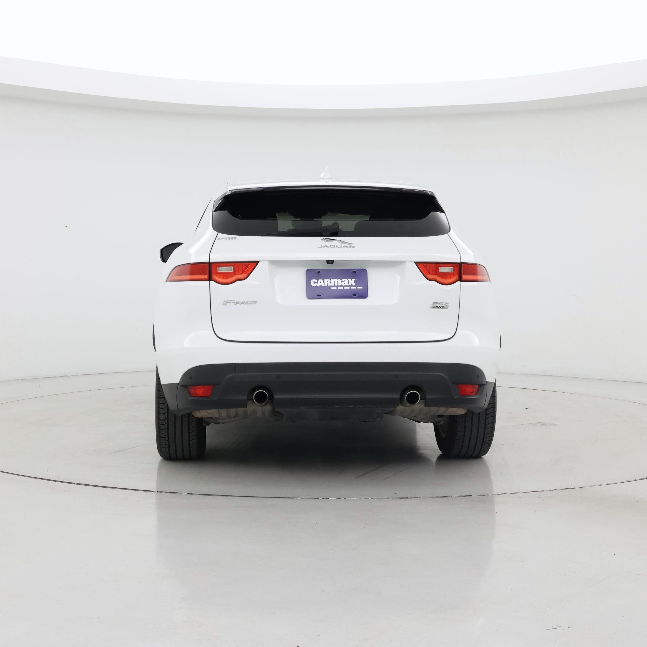 Thumbnail: 2019 Jaguar F-Pace - 6