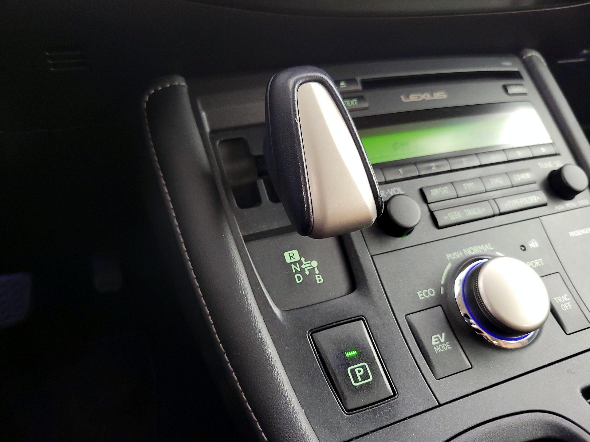 Thumbnail: 2014 Lexus CT - 16