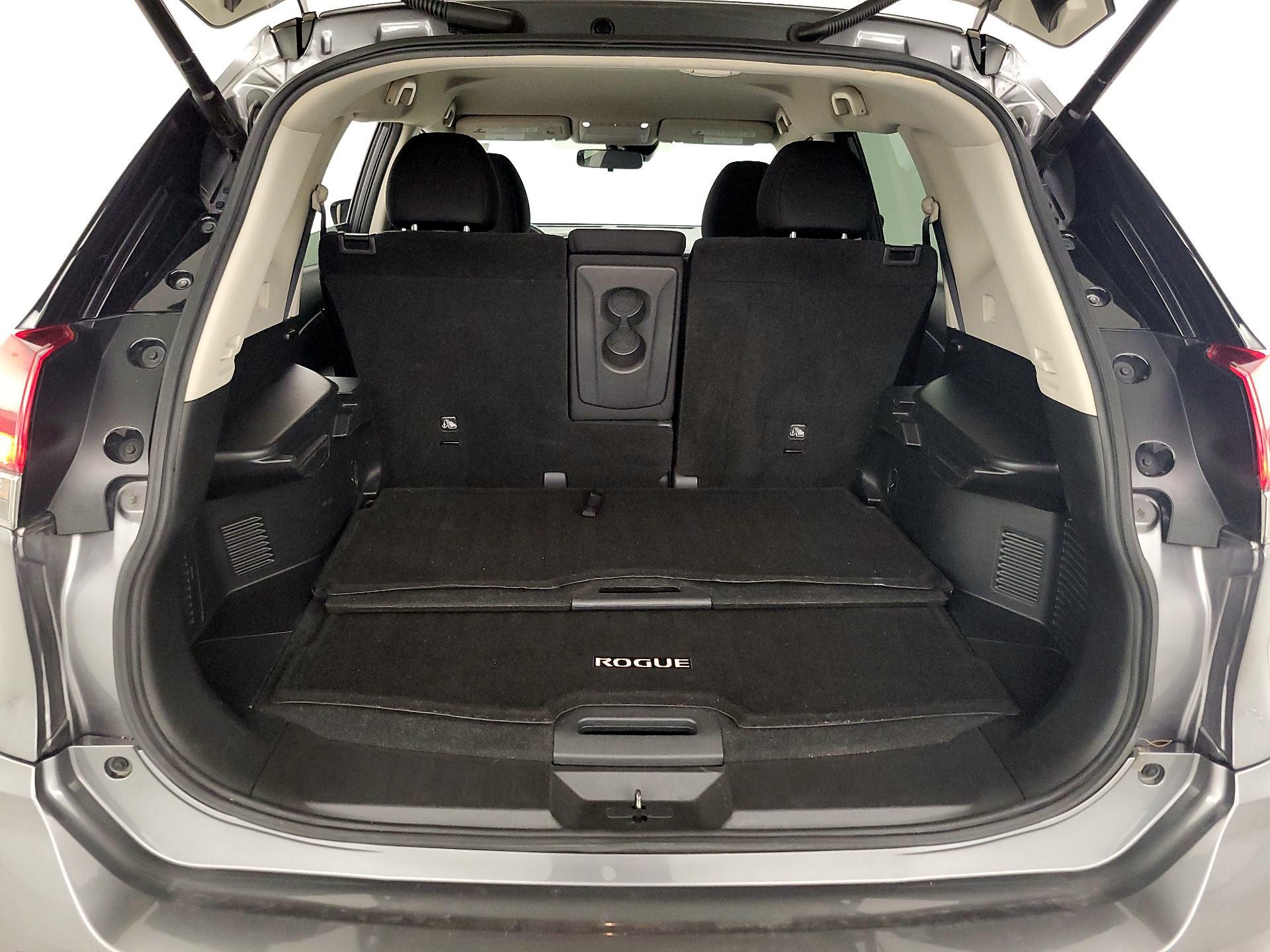 Thumbnail: 2019 Nissan Rogue - 20
