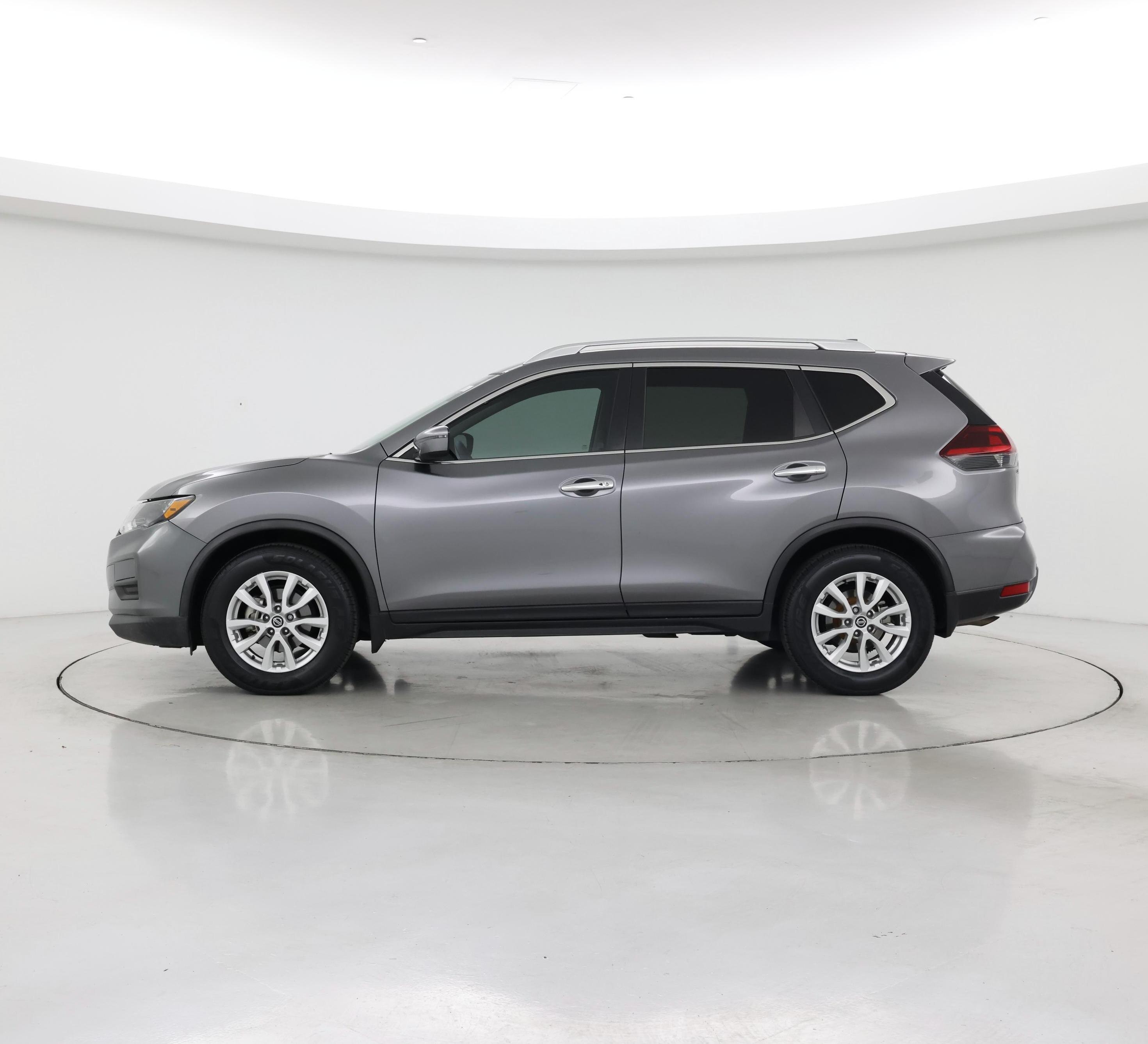 Thumbnail: 2019 Nissan Rogue - 3