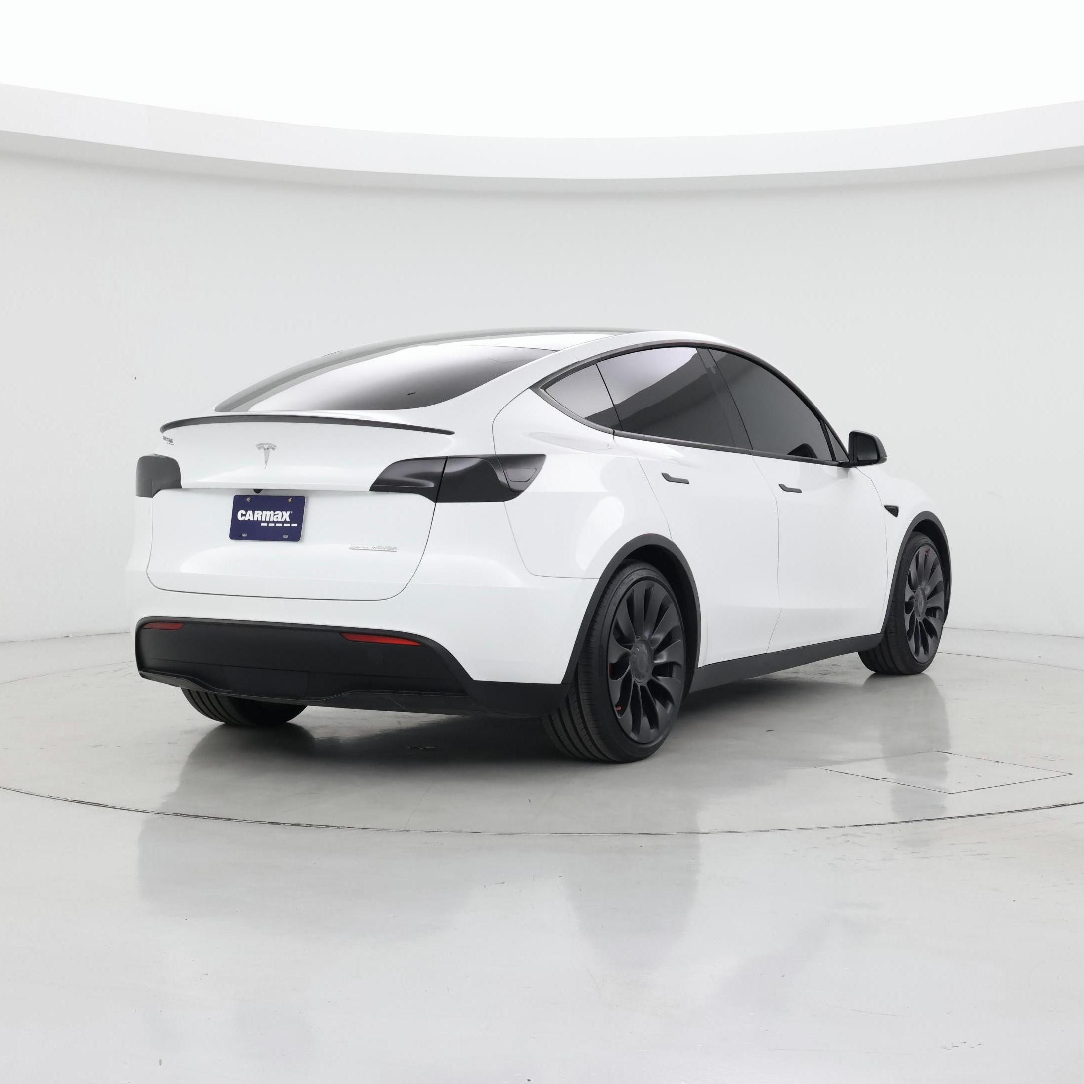 Thumbnail: 2023 Tesla Model Y - 8