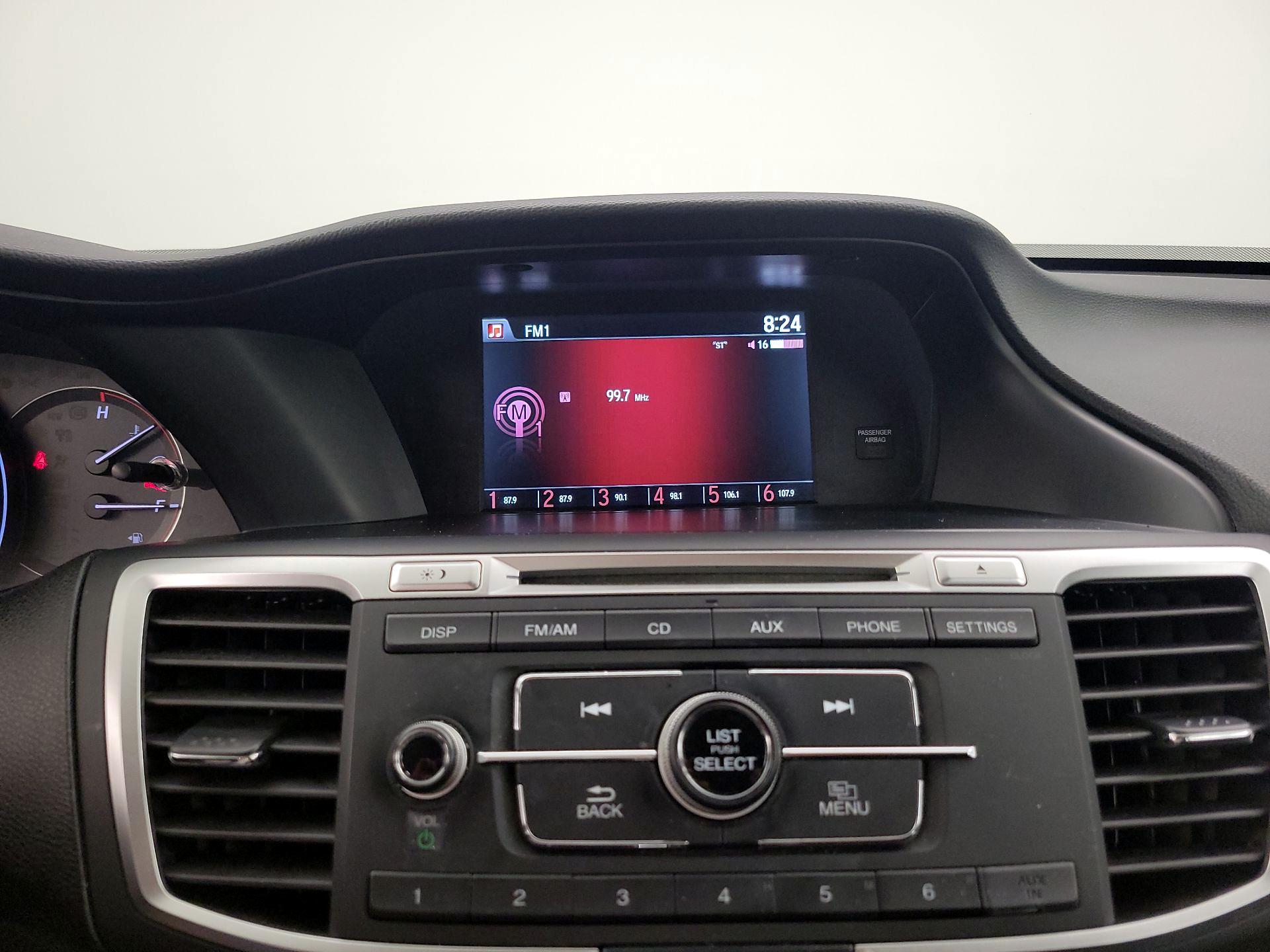 Thumbnail: 2015 Honda Accord - 15