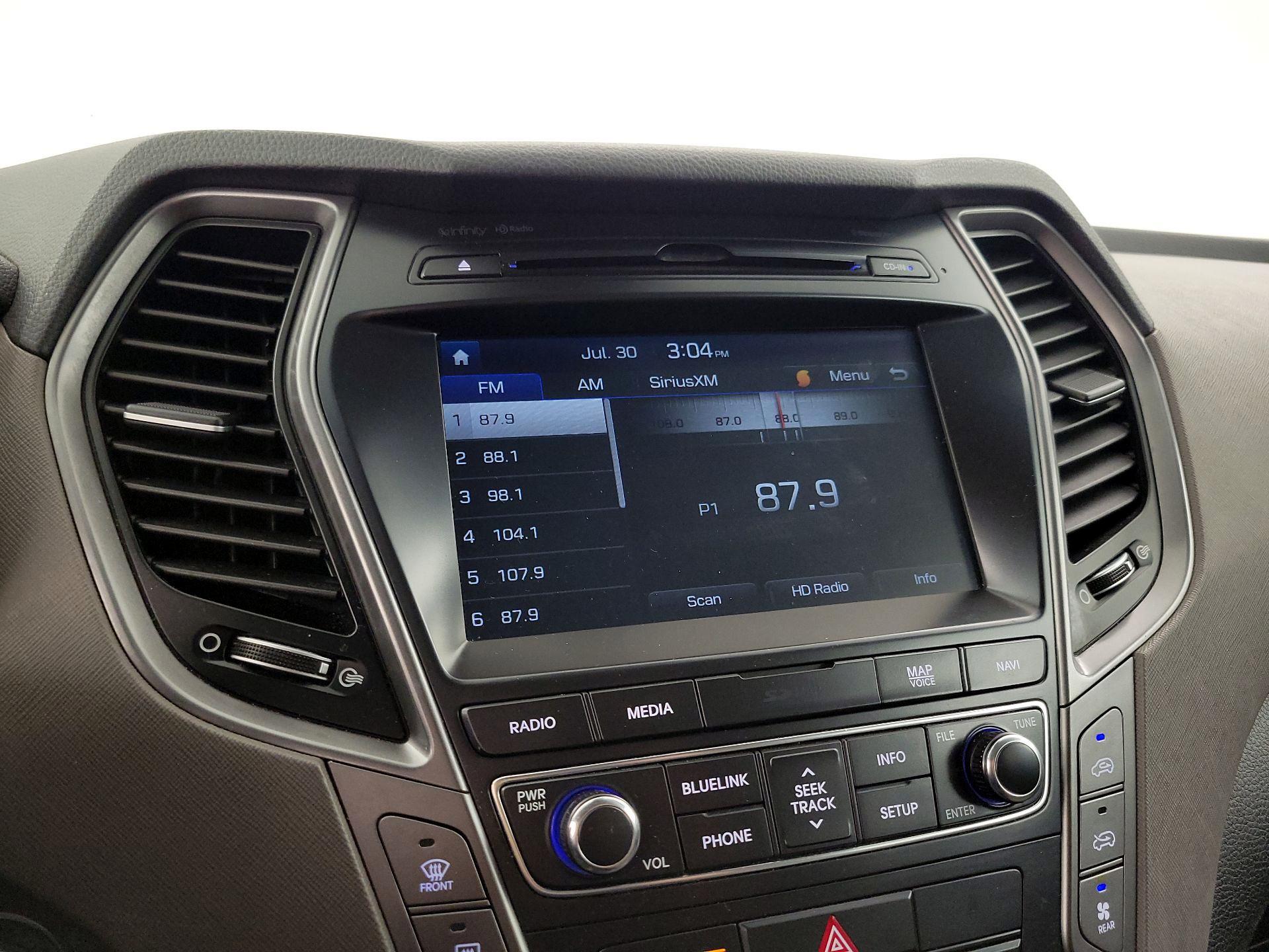Thumbnail: 2018 Hyundai Santa Fe - 16