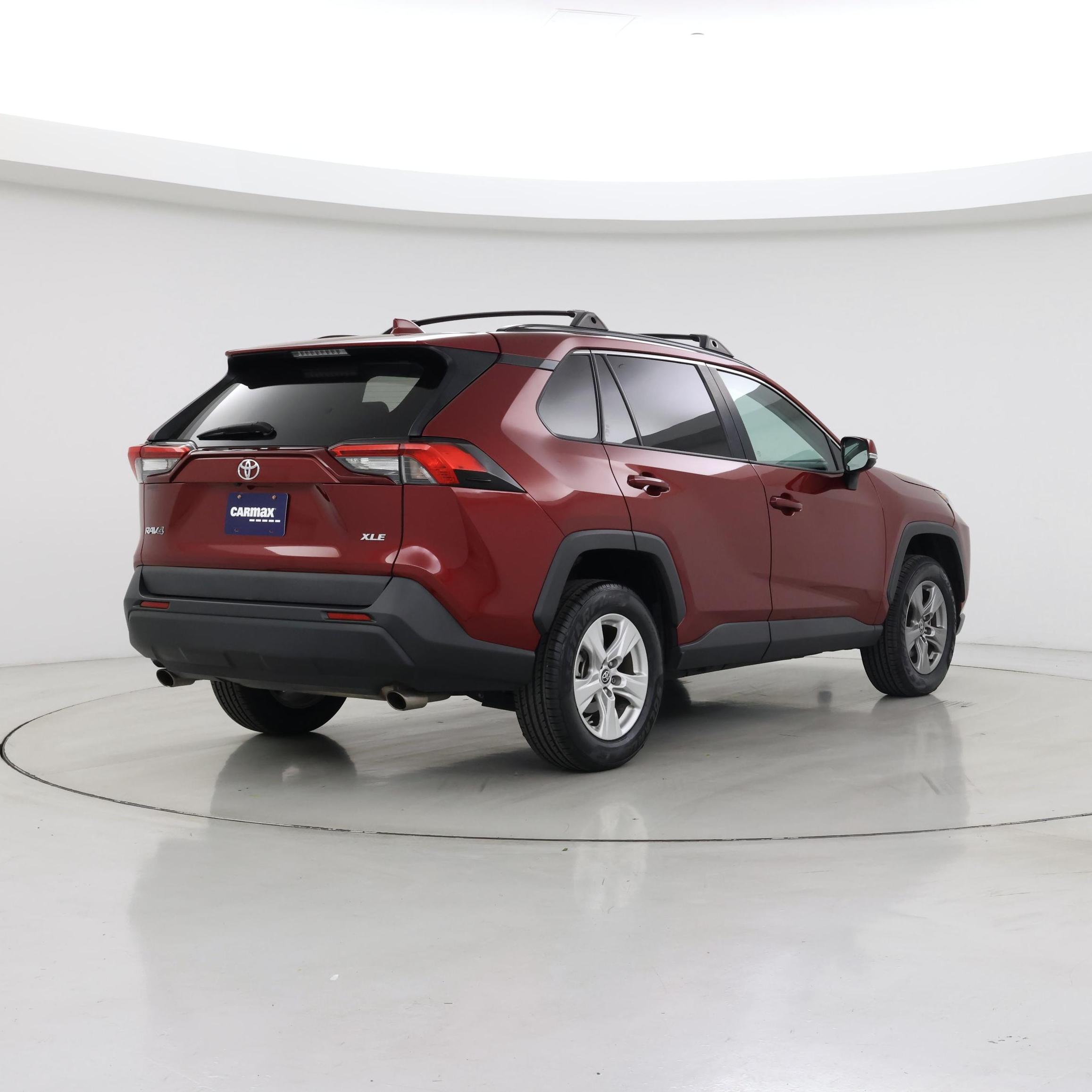 Thumbnail: 2019 Toyota RAV4 - 8