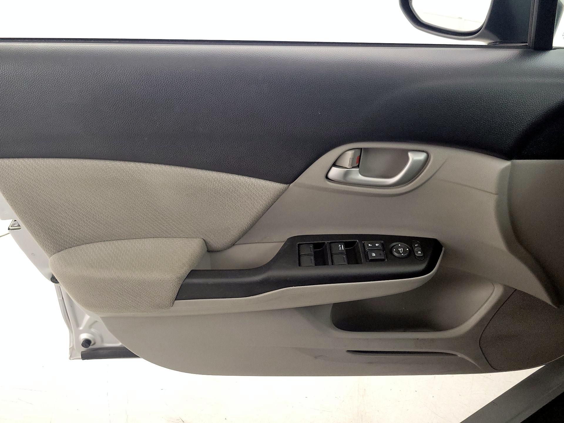 Thumbnail: 2013 Honda Civic - 12