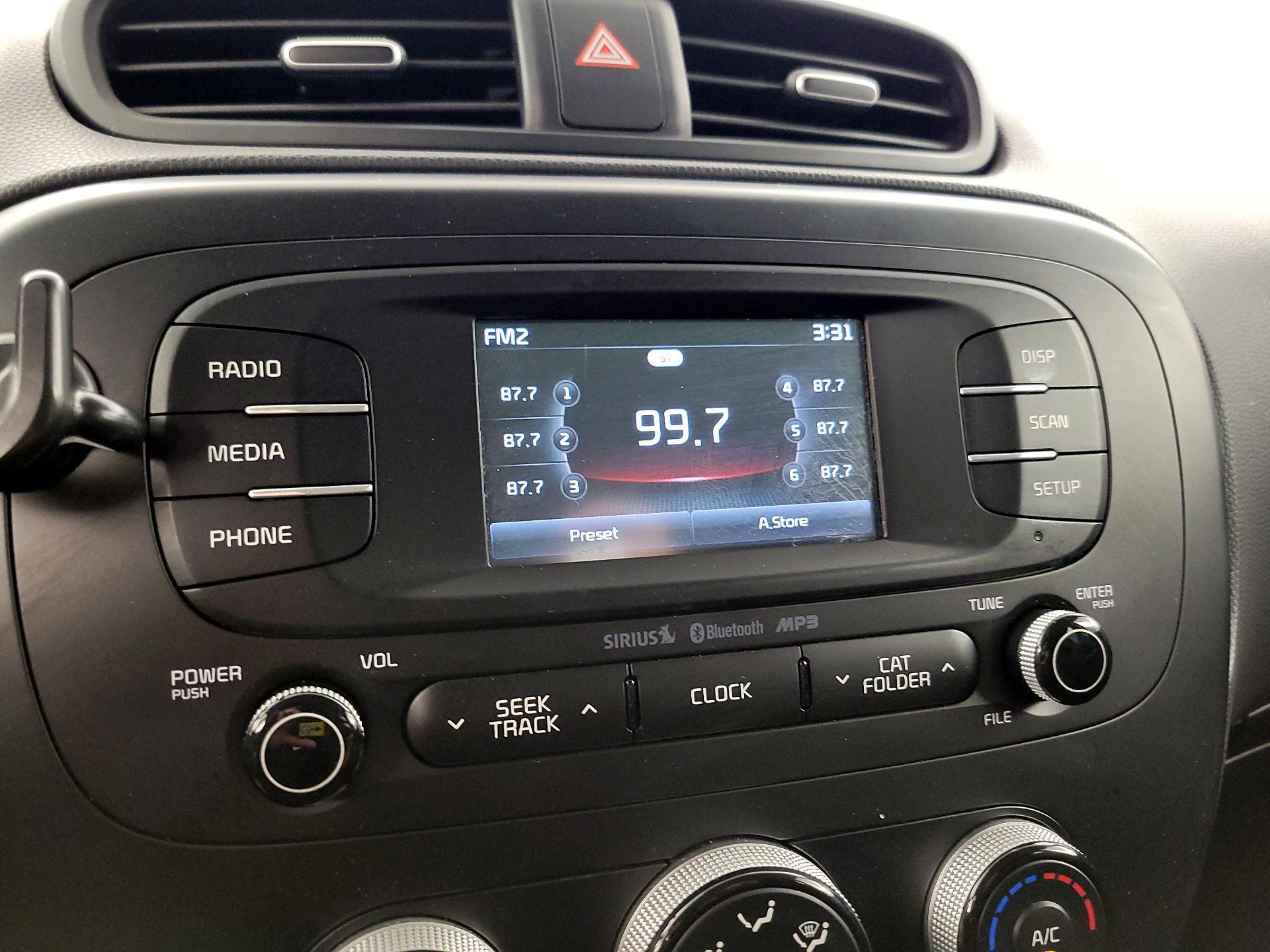 Thumbnail: 2016 Kia Soul - 15