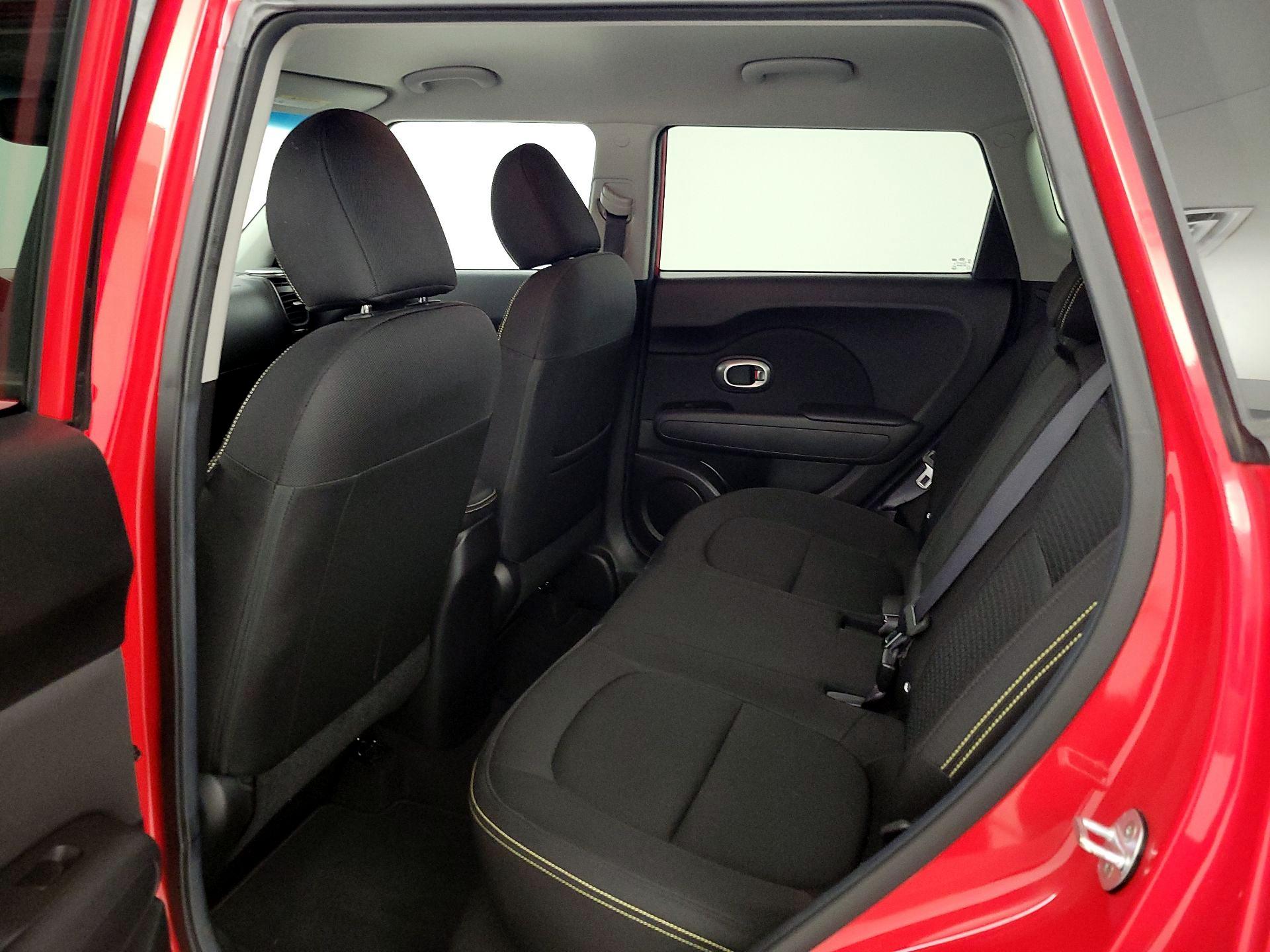 Thumbnail: 2016 Kia Soul - 19