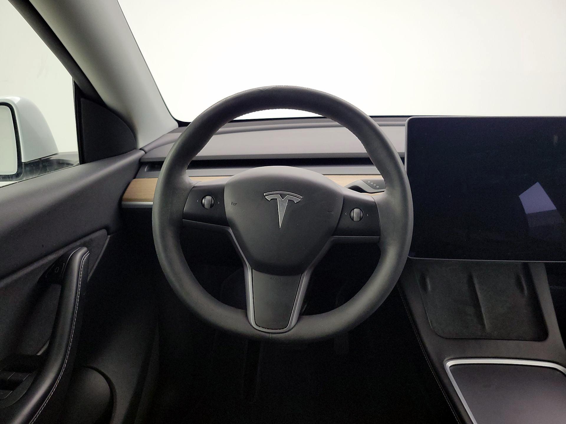 Thumbnail: 2021 Tesla Model Y - 10