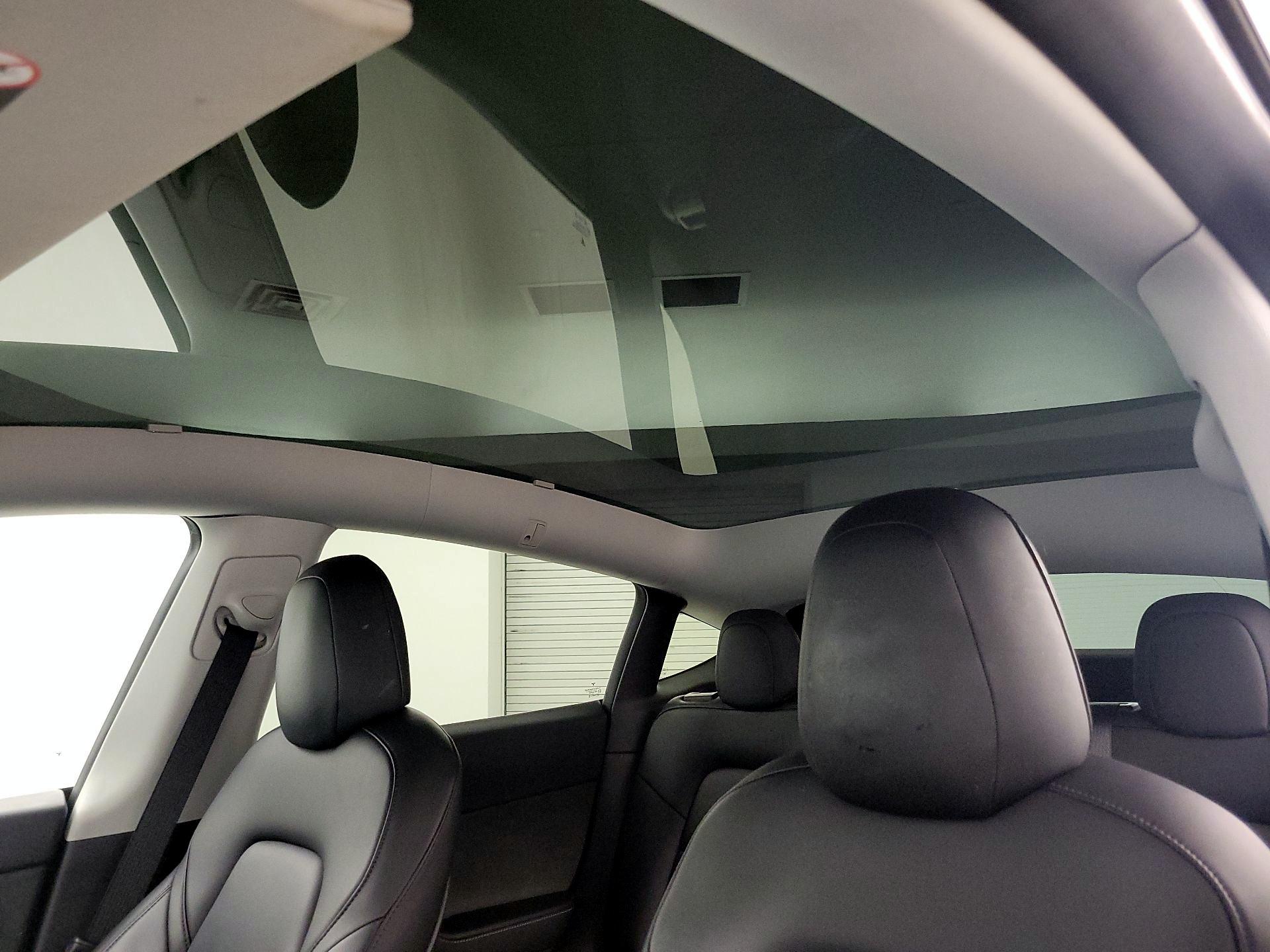 Thumbnail: 2021 Tesla Model Y - 18
