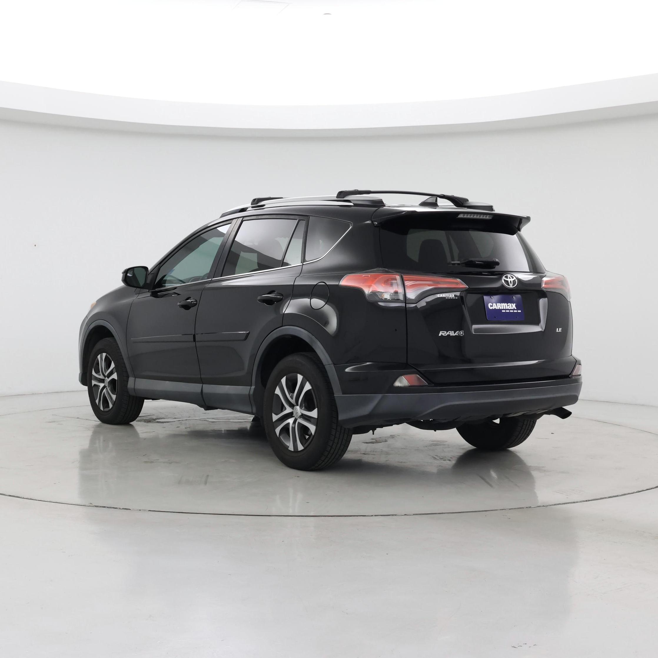 Thumbnail: 2016 Toyota RAV4 - 2
