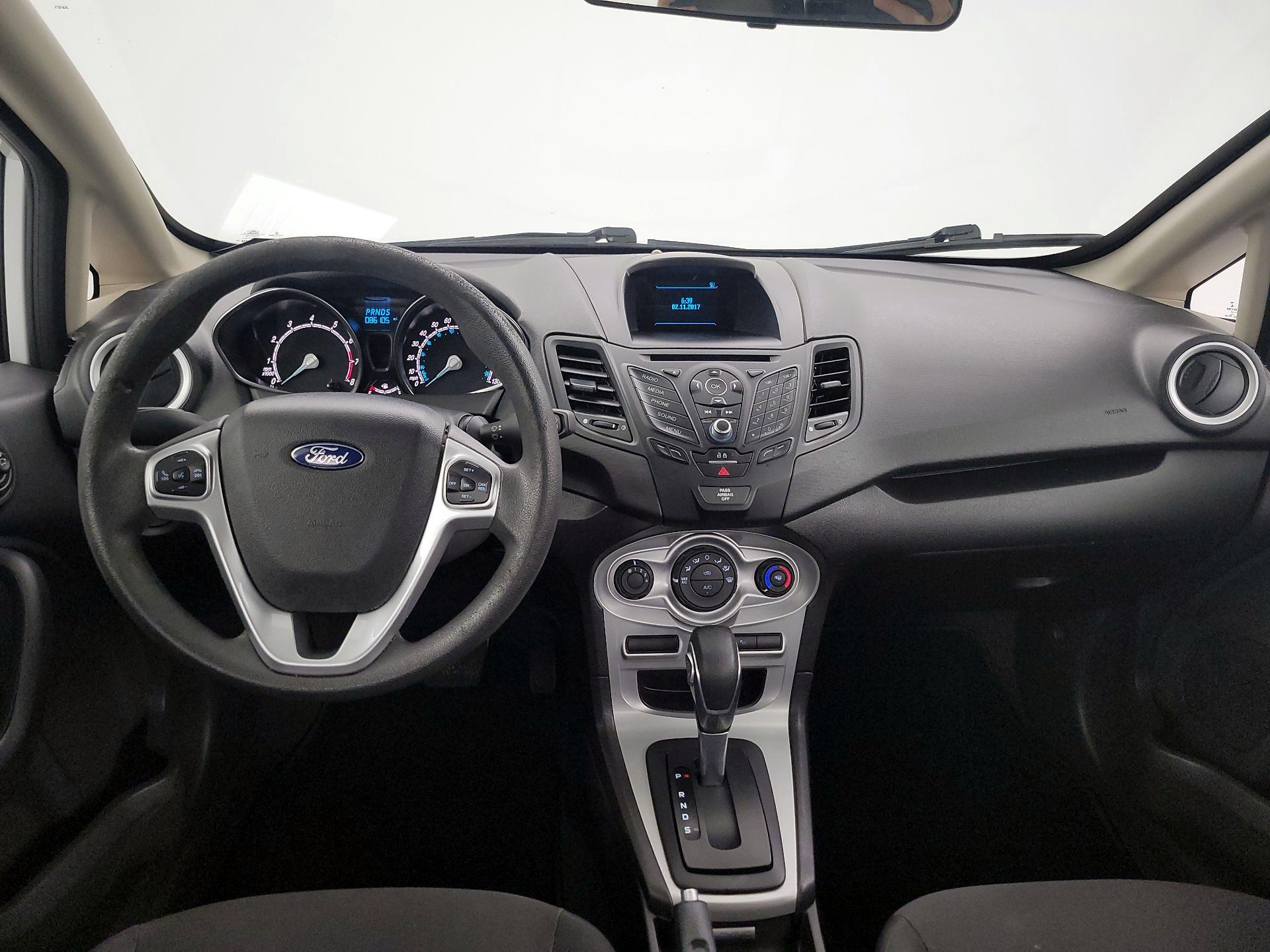 Thumbnail: 2017 Ford Fiesta - 9
