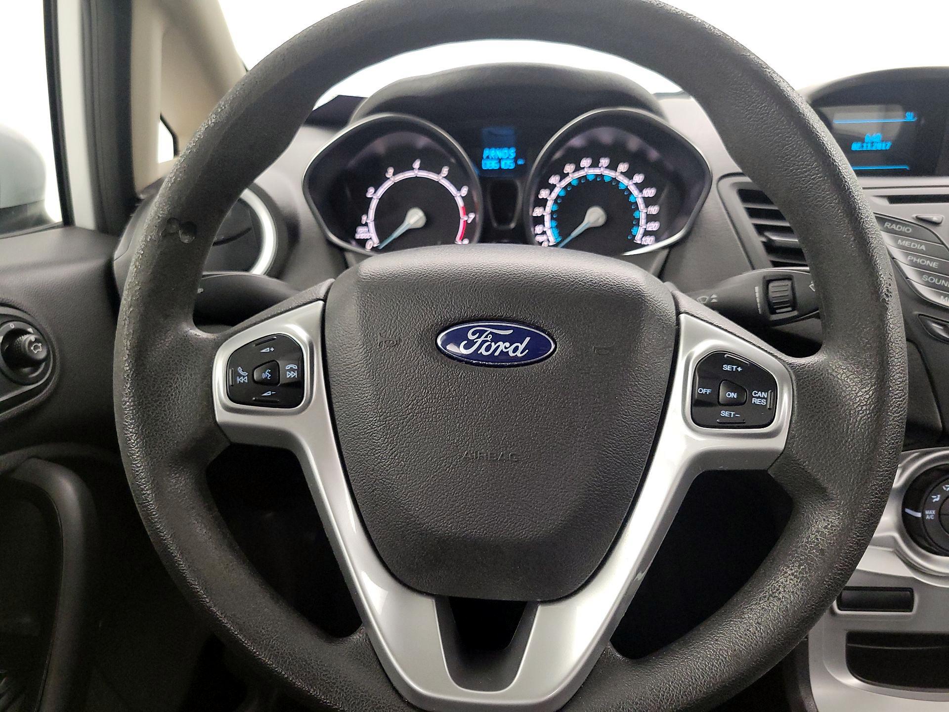 Thumbnail: 2017 Ford Fiesta - 10