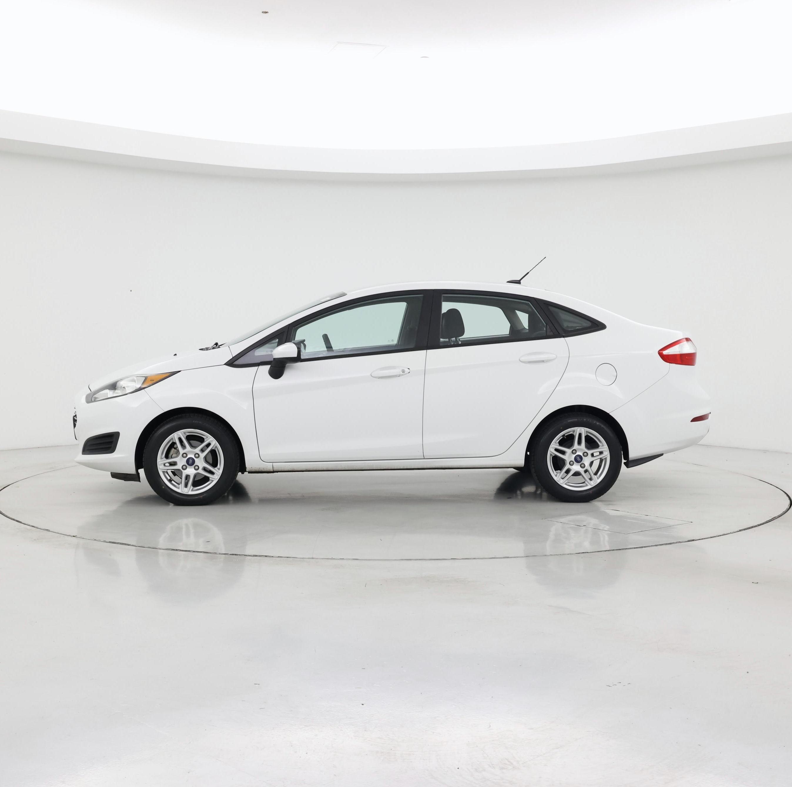 Thumbnail: 2017 Ford Fiesta - 3