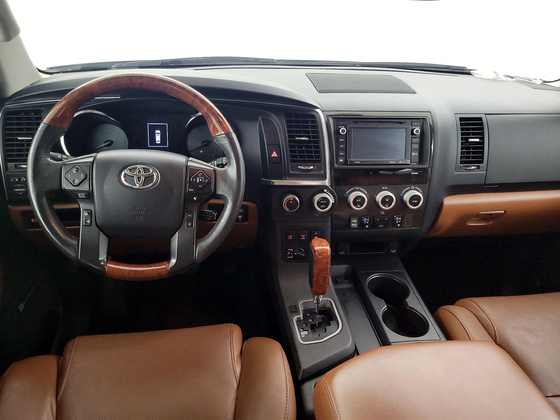 Thumbnail: 2018 Toyota Sequoia - 9