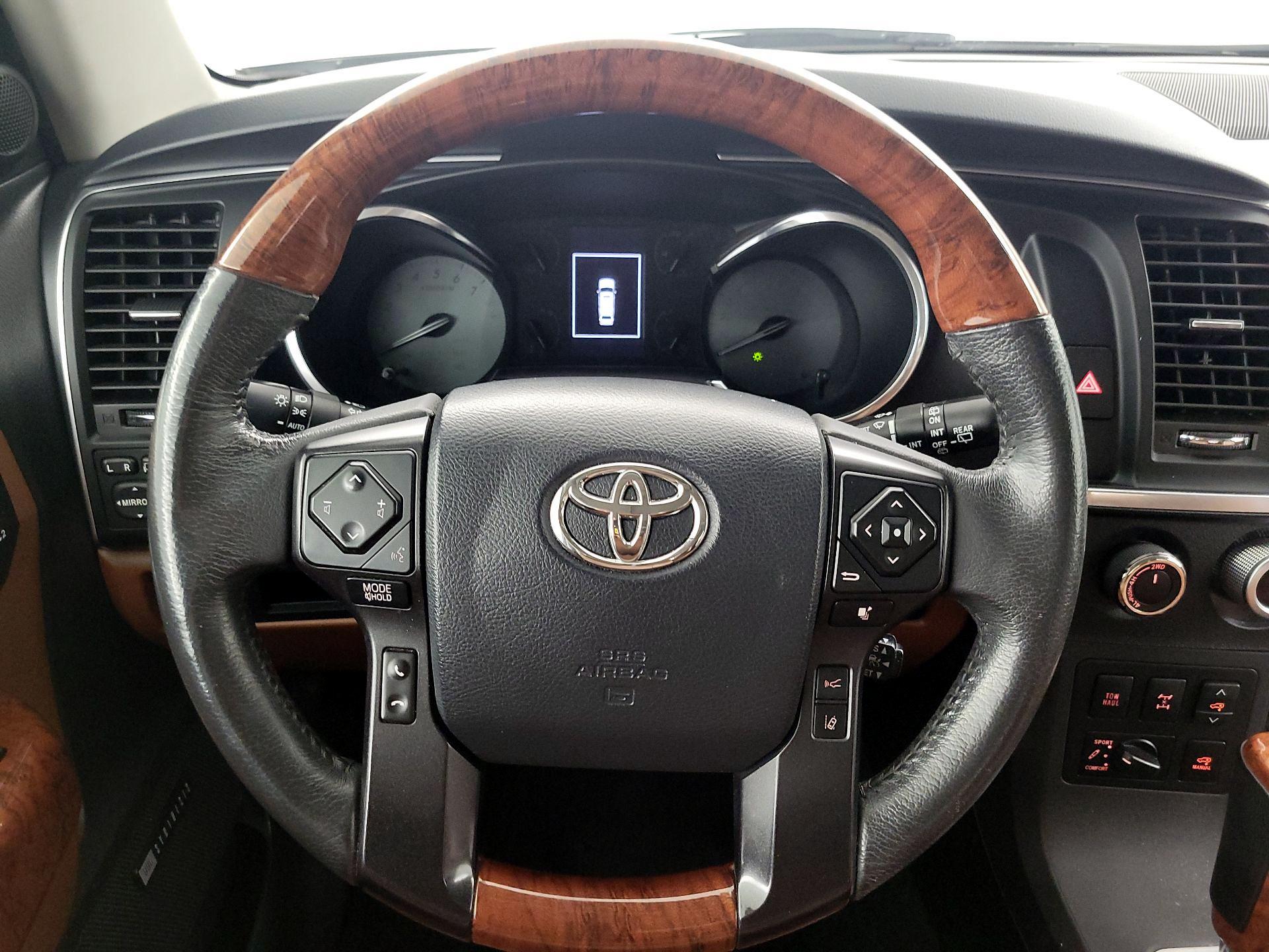 Thumbnail: 2018 Toyota Sequoia - 10