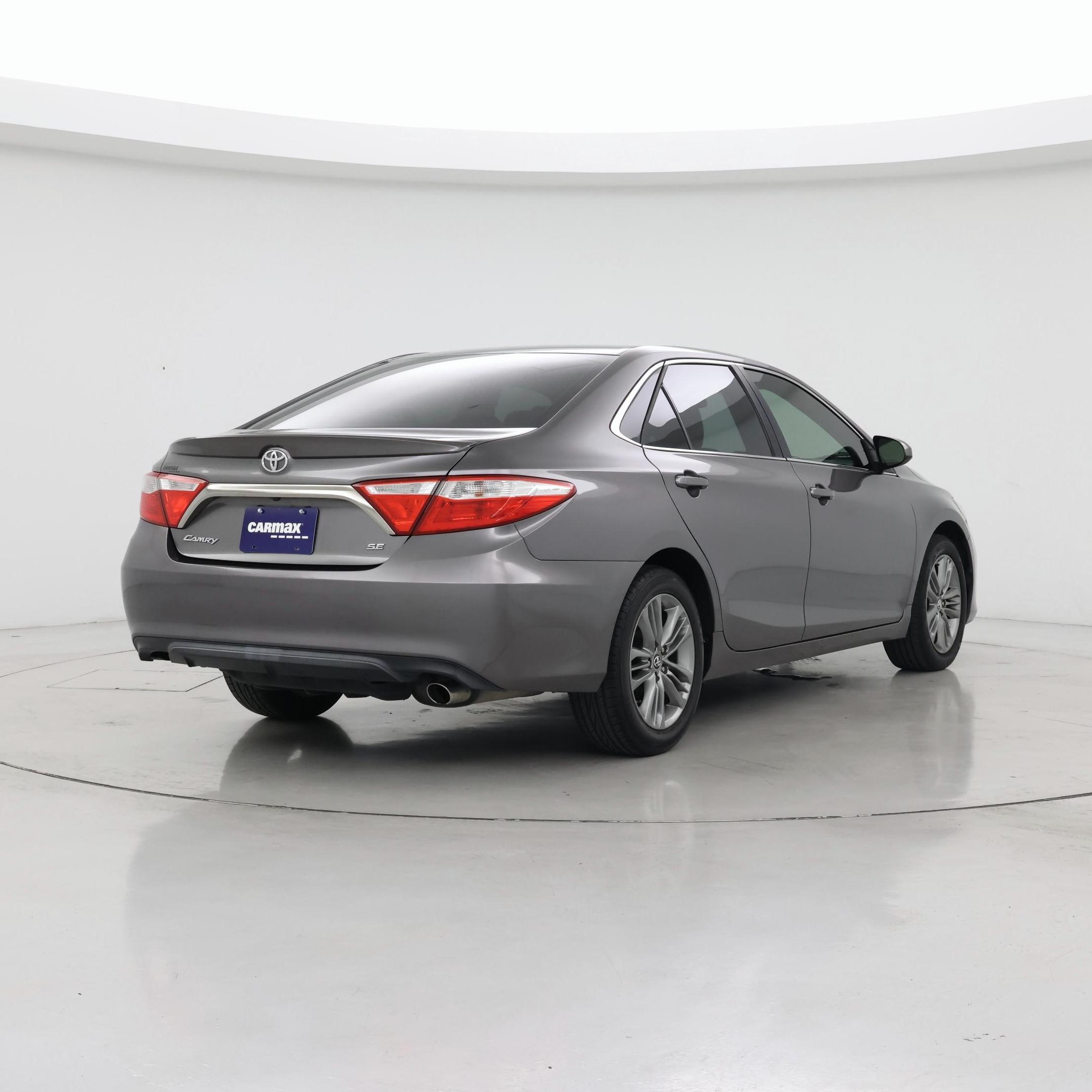Thumbnail: 2016 Toyota Camry - 8