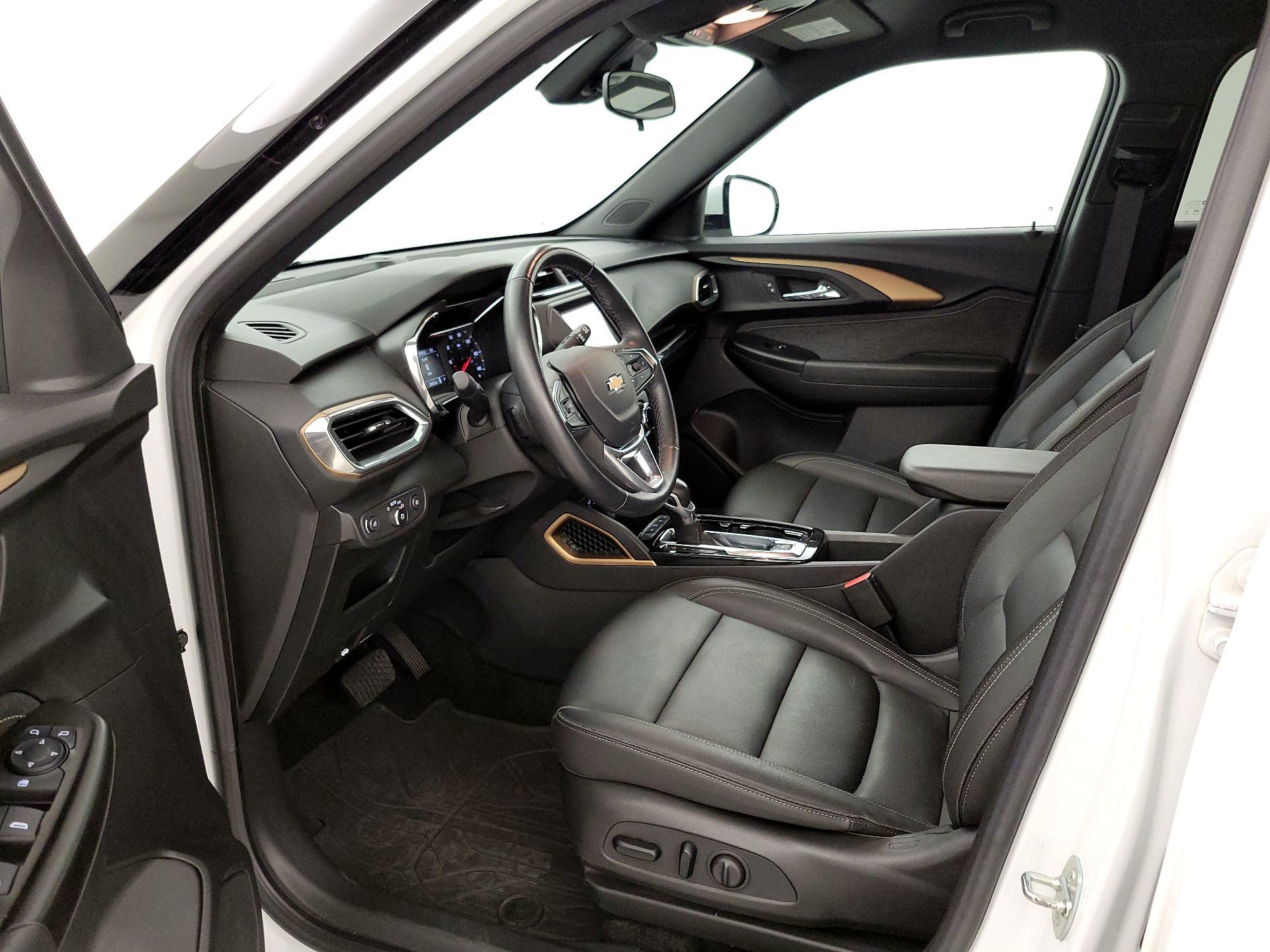 Thumbnail: 2023 Chevrolet TrailBlazer - 11