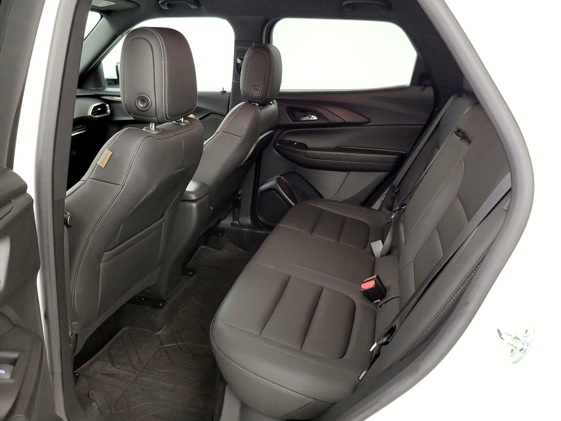 Thumbnail: 2023 Chevrolet TrailBlazer - 19