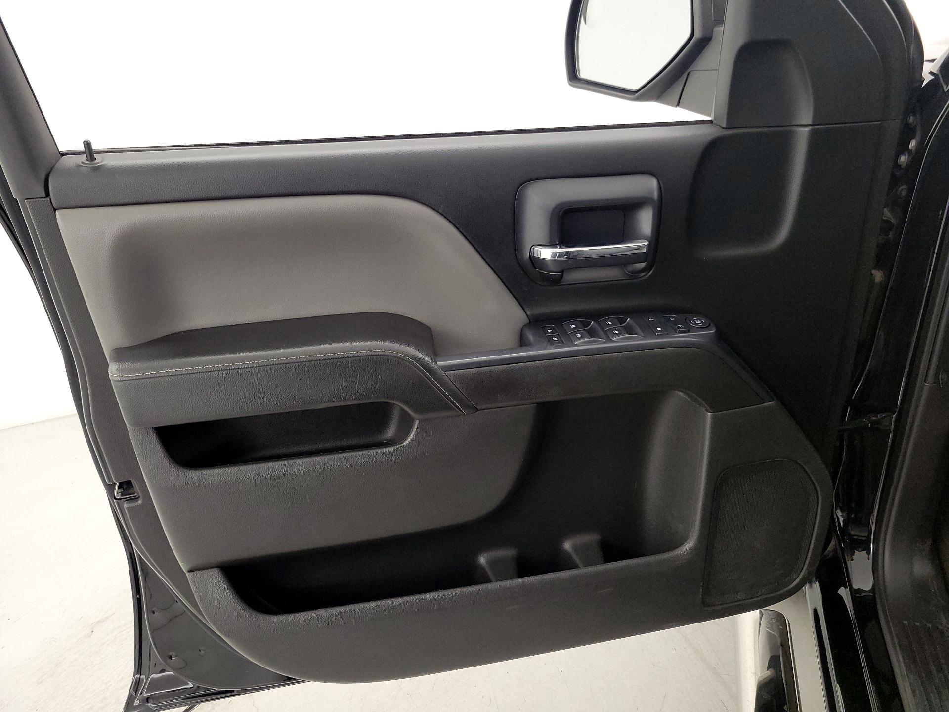 Thumbnail: 2015 Chevrolet Silverado 1500 - 12