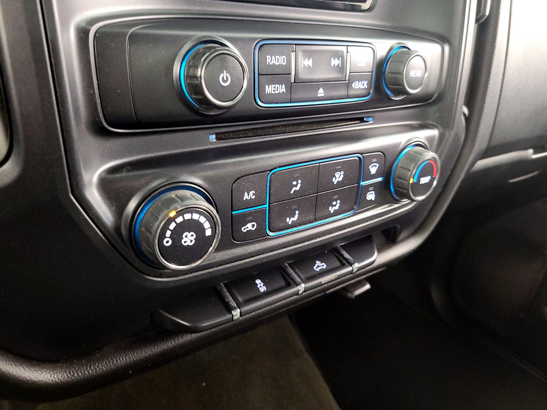 Thumbnail: 2015 Chevrolet Silverado 1500 - 15