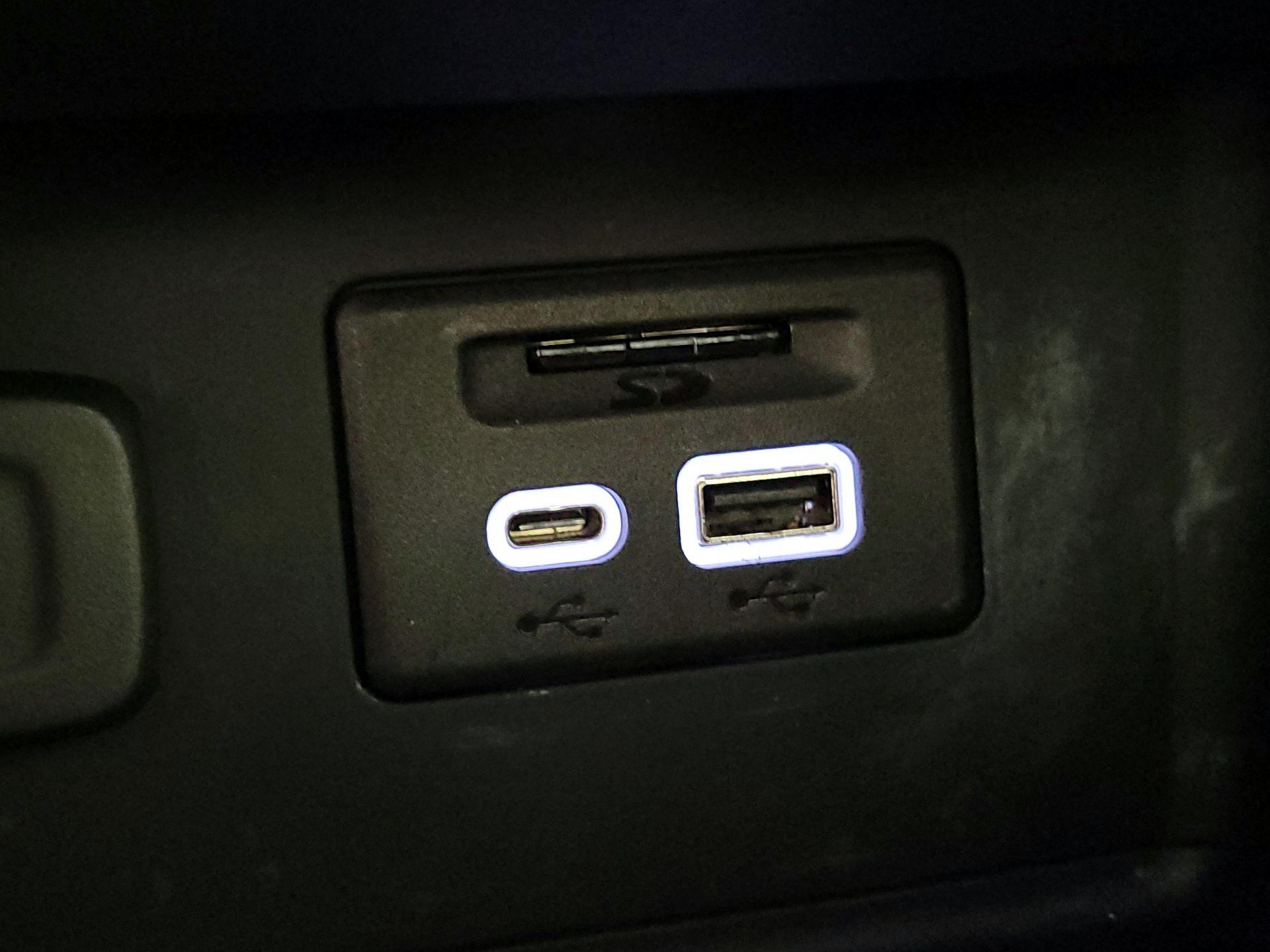 Thumbnail: 2022 GMC Acadia - 19