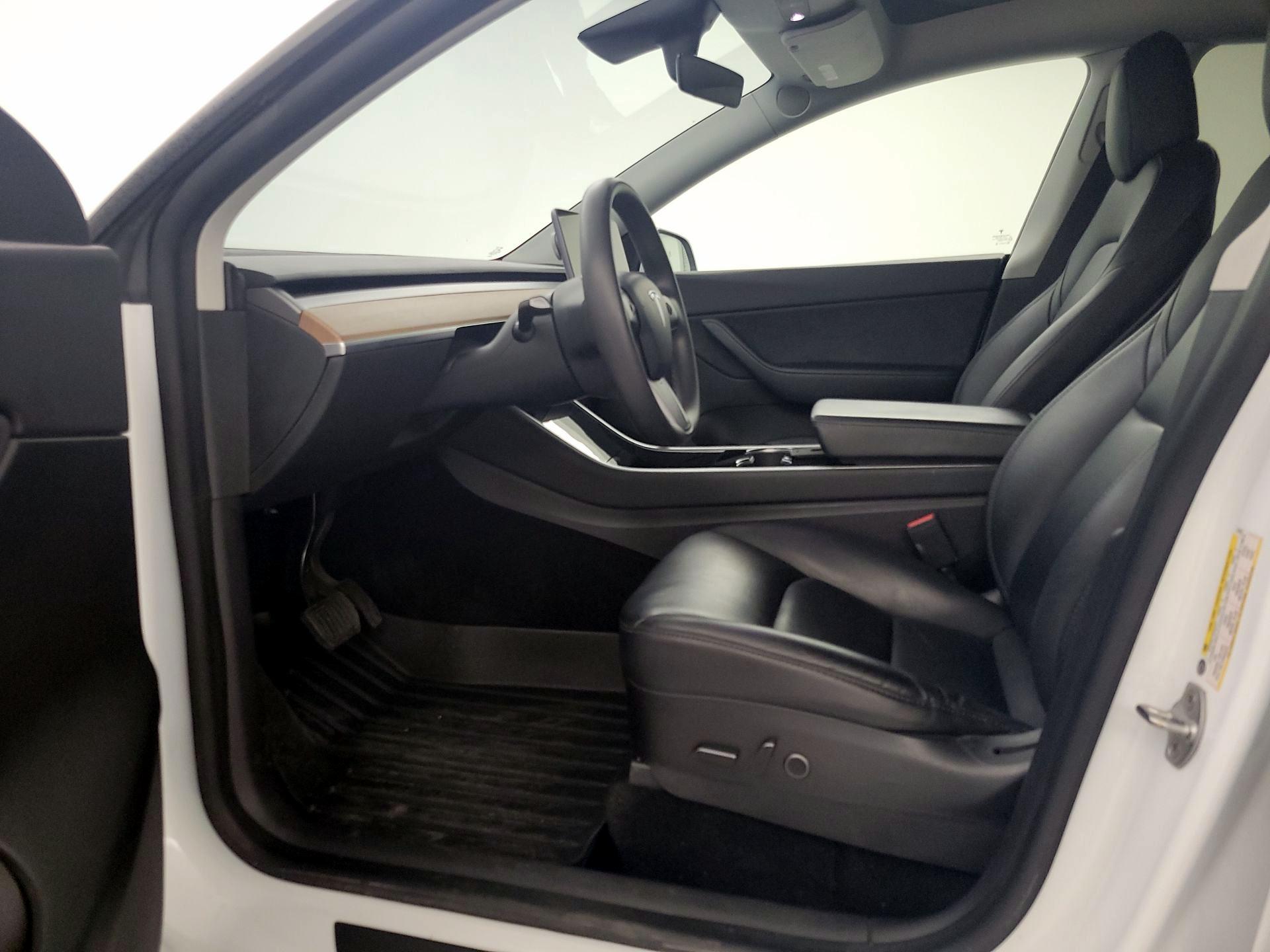 Thumbnail: 2021 Tesla Model Y - 11