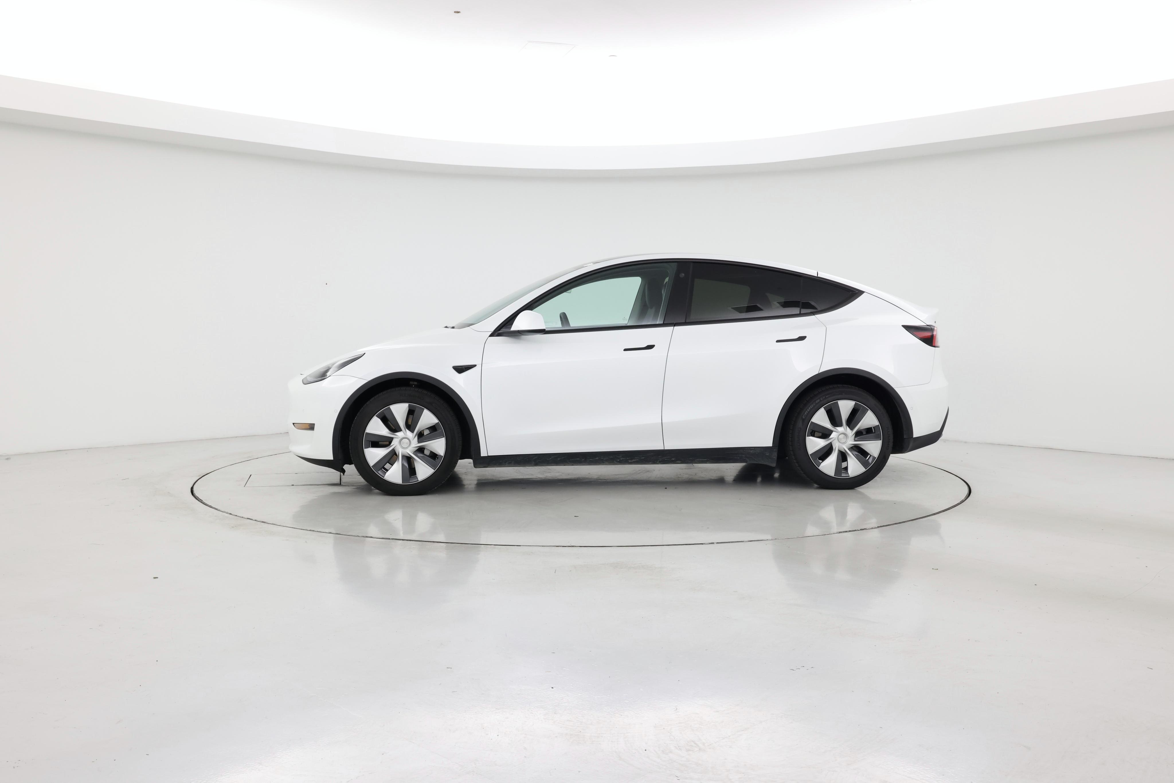 Thumbnail: 2021 Tesla Model Y - 3