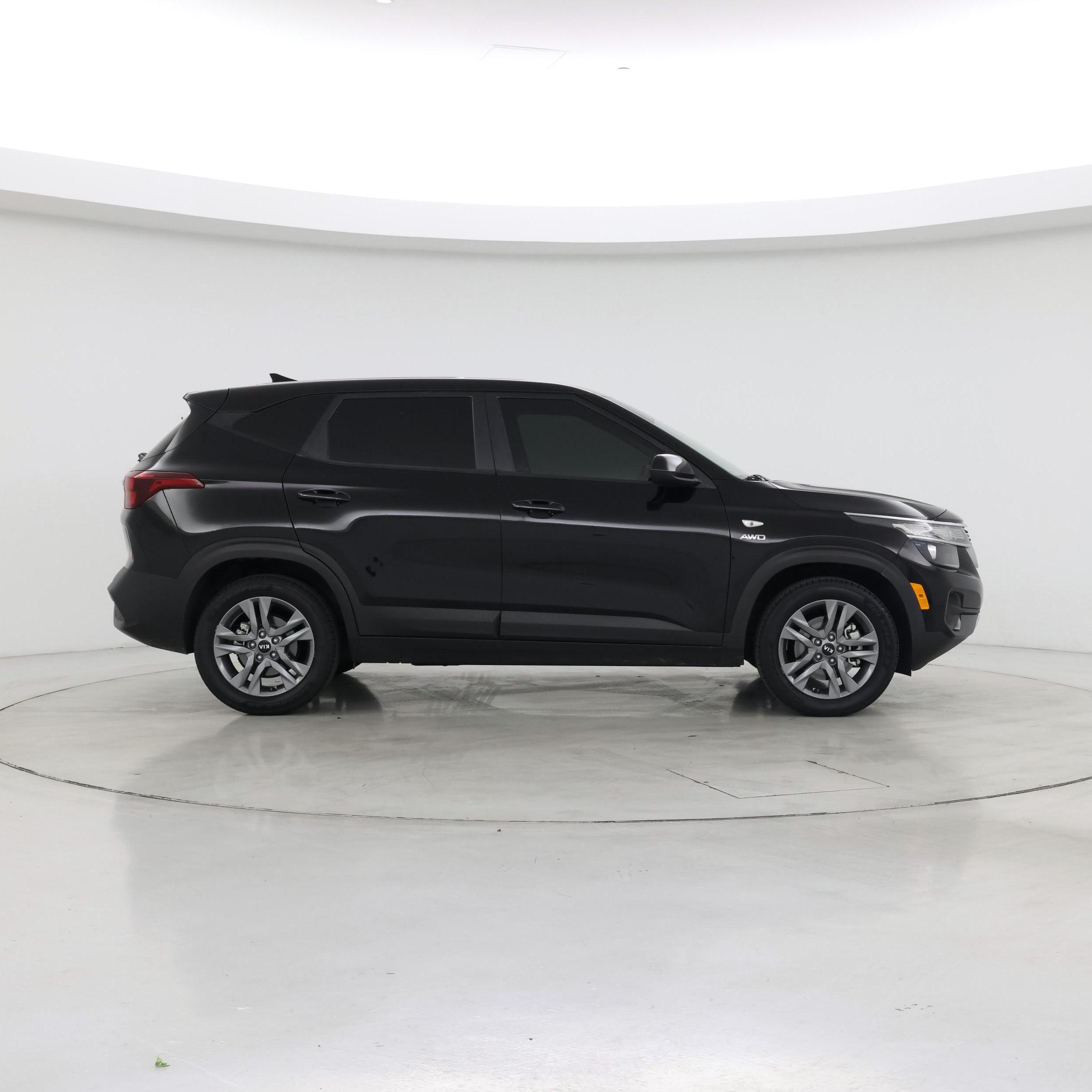 Thumbnail: 2021 Kia Seltos - 7