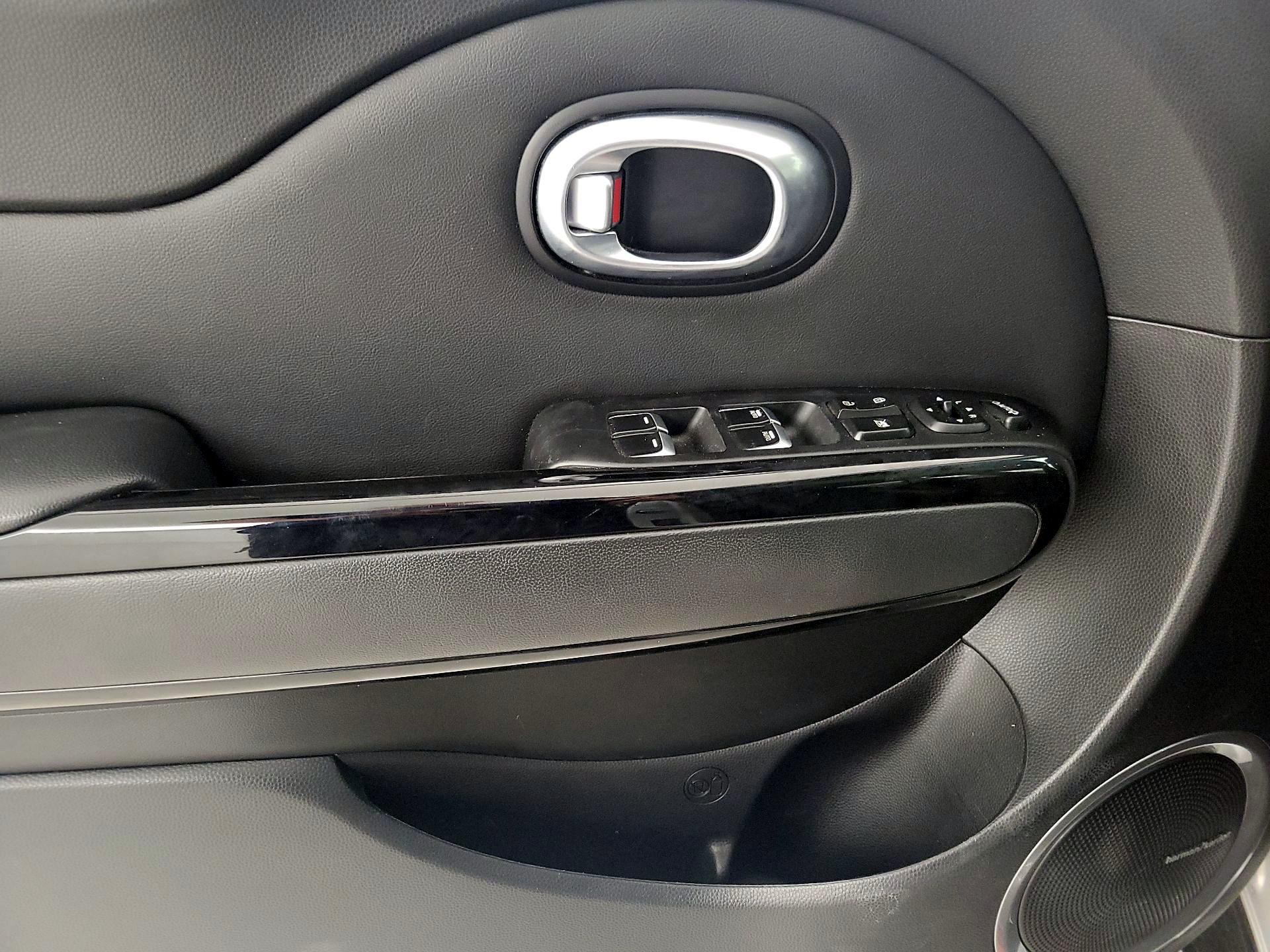 Thumbnail: 2018 Kia Soul - 12