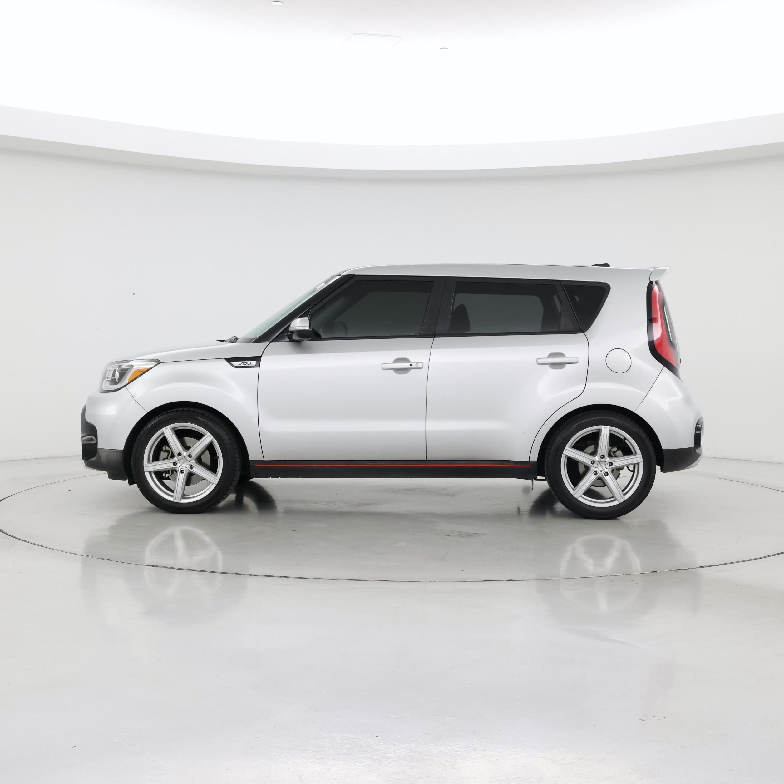 Thumbnail: 2018 Kia Soul - 3