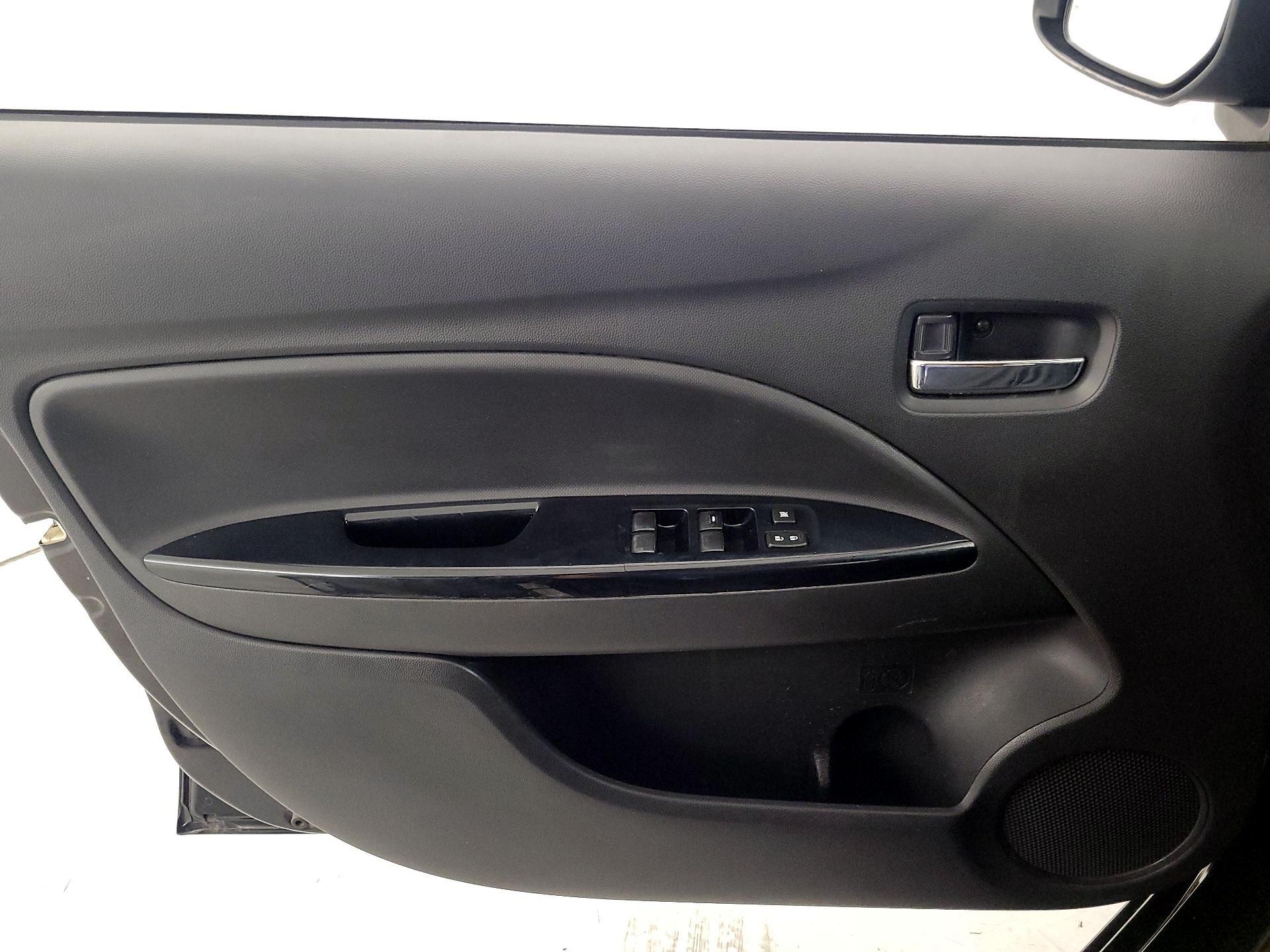 Thumbnail: 2017 Mitsubishi Mirage - 12