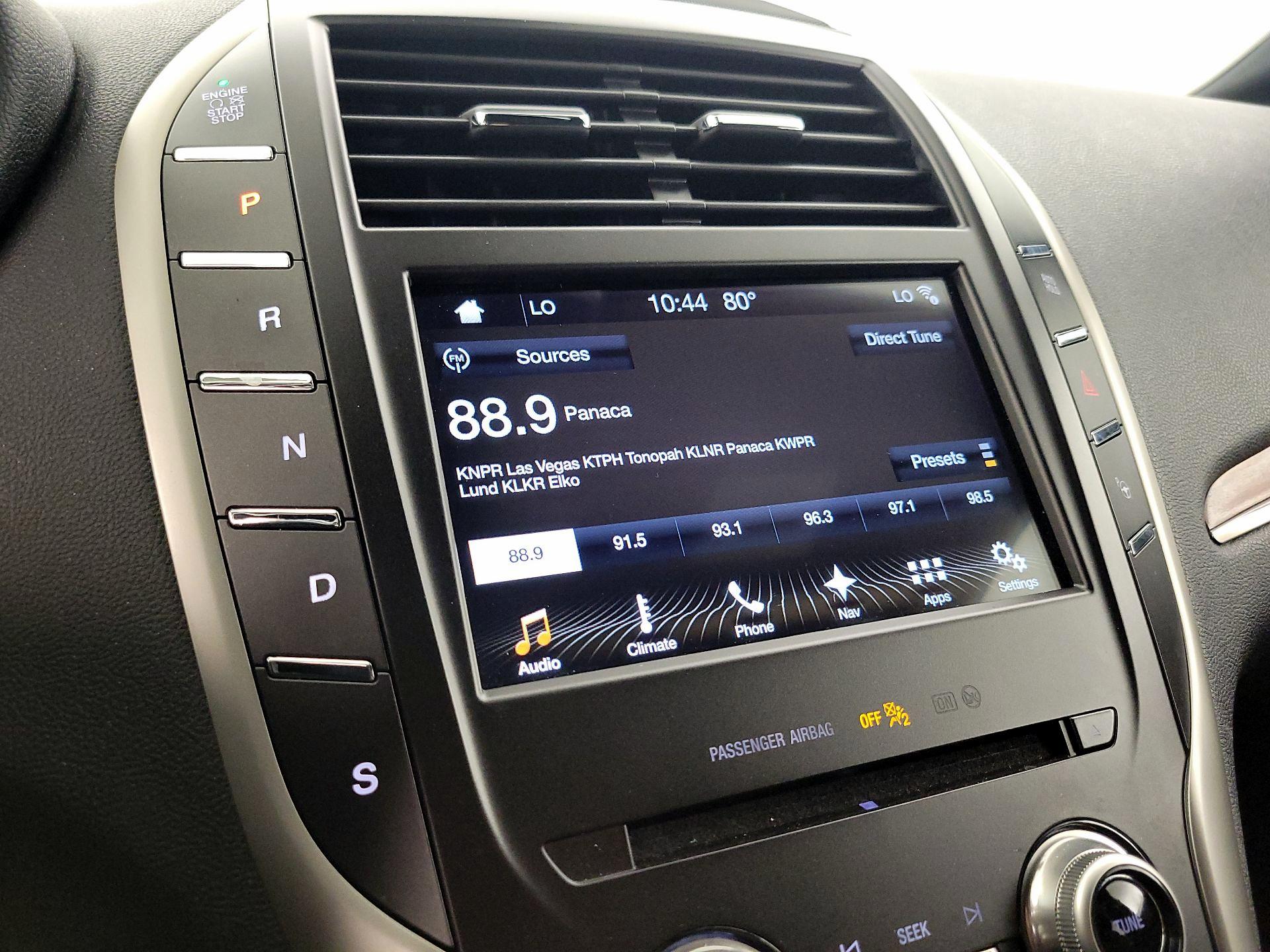 Thumbnail: 2017 Lincoln MKC - 16