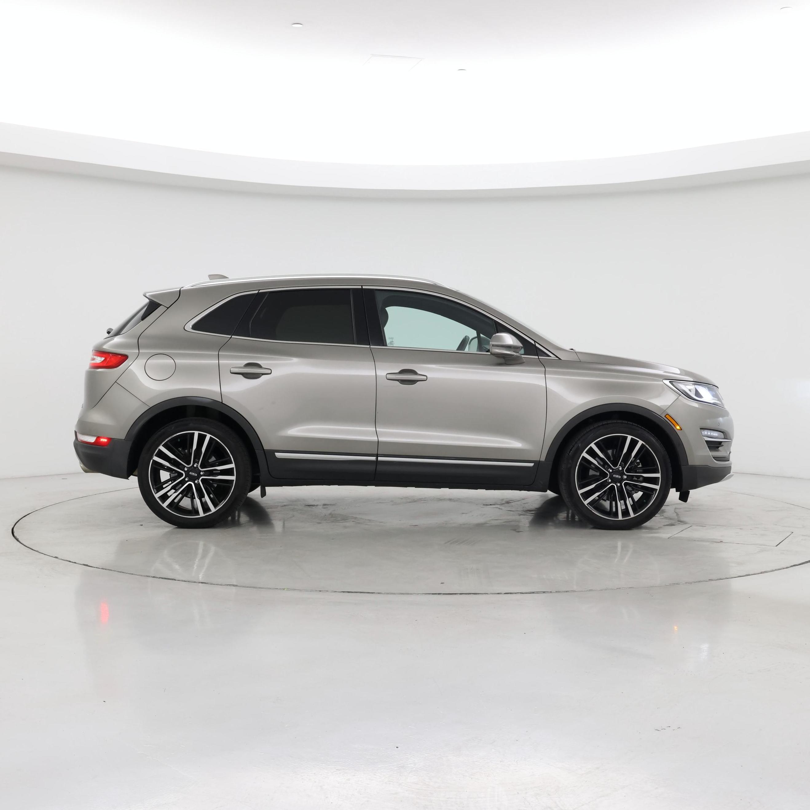 Thumbnail: 2017 Lincoln MKC - 7