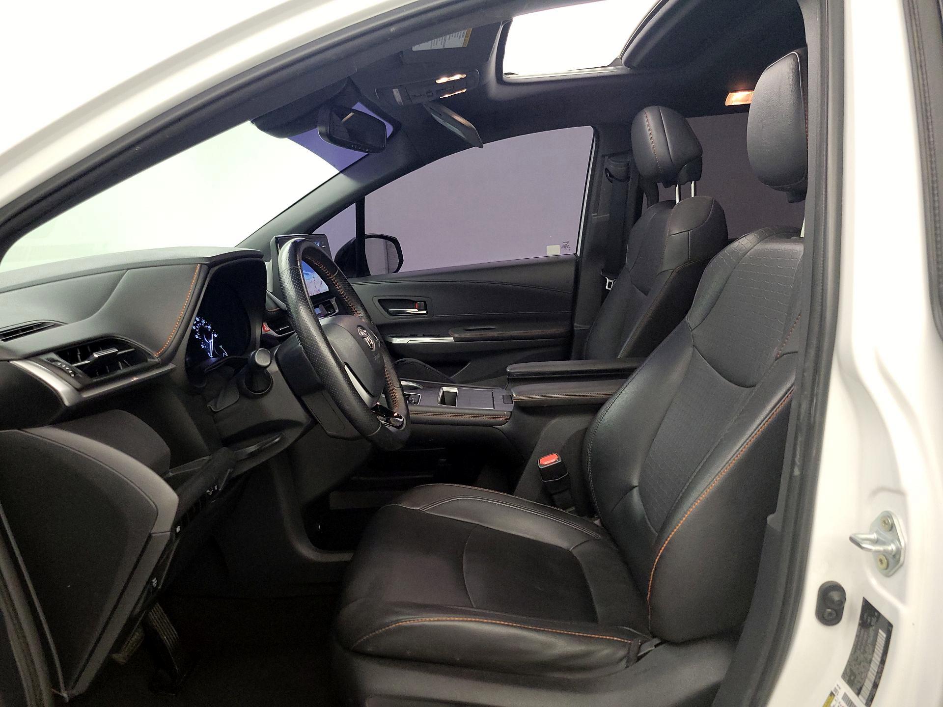 Thumbnail: 2021 Toyota Sienna - 11