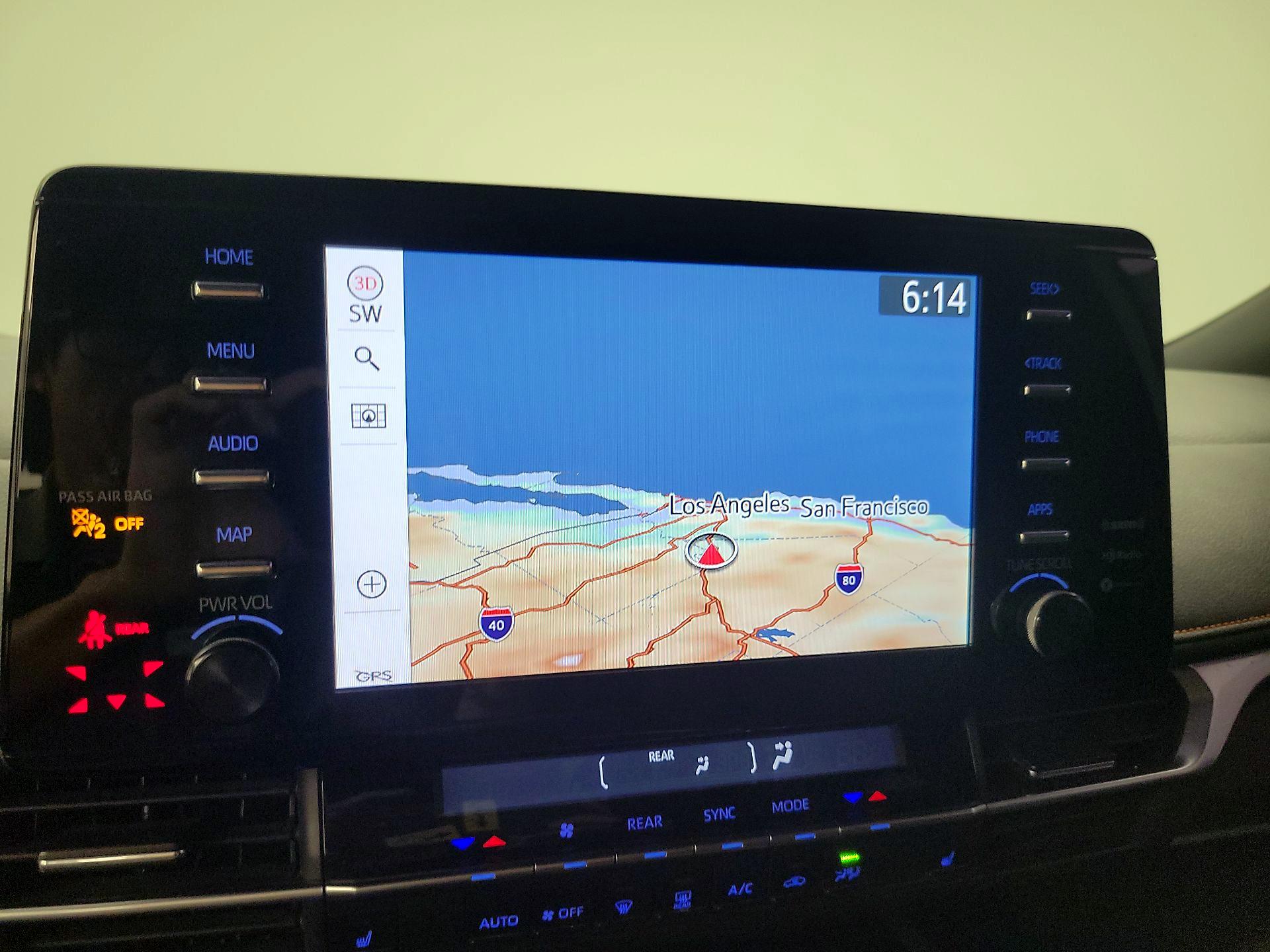 Thumbnail: 2021 Toyota Sienna - 14