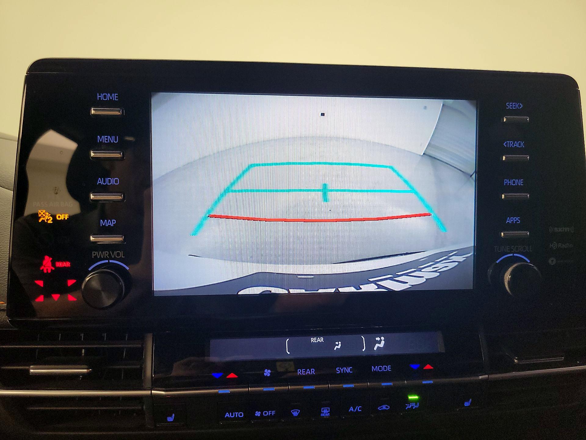Thumbnail: 2021 Toyota Sienna - 15