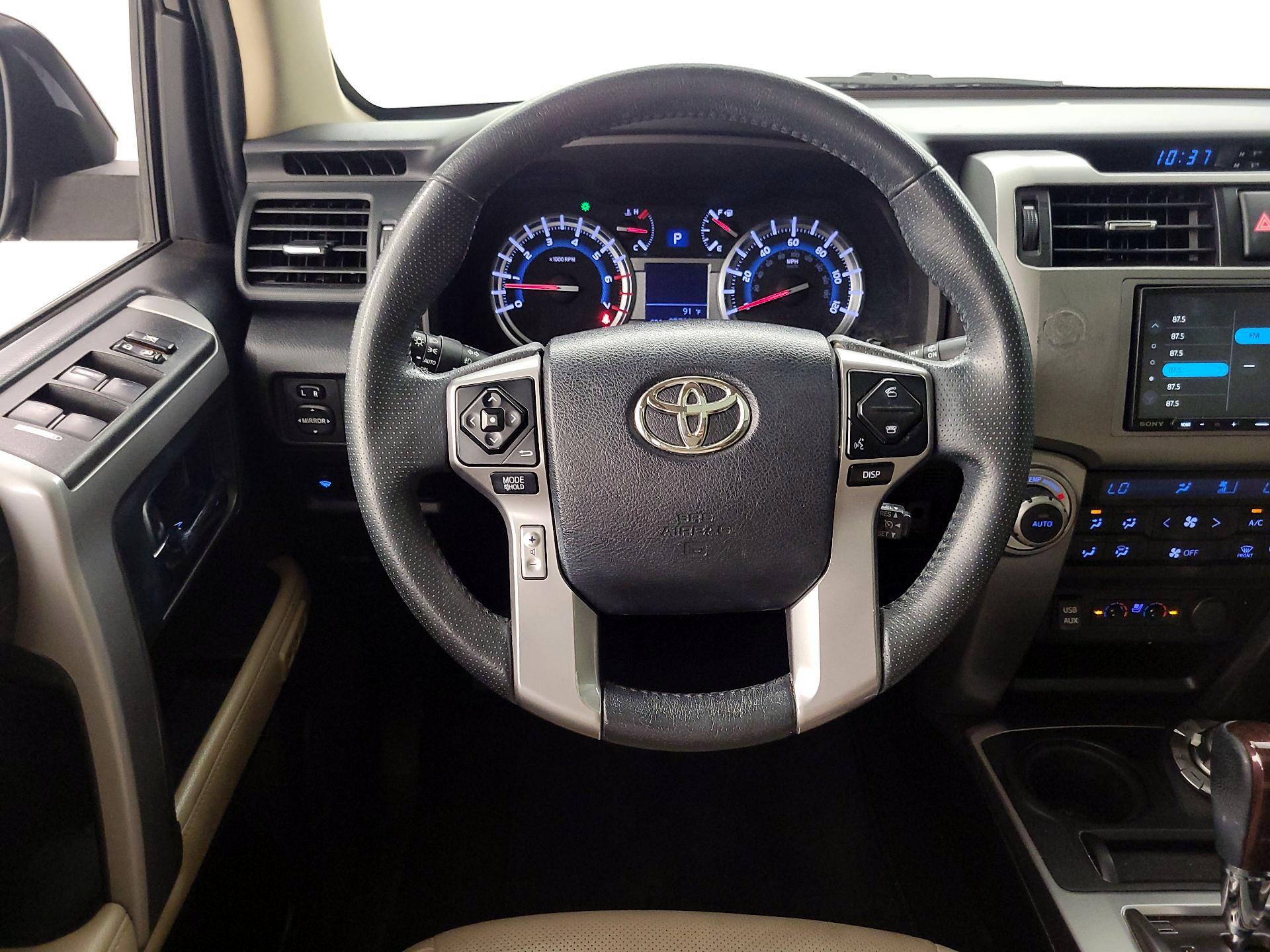 Thumbnail: 2019 Toyota 4Runner - 10