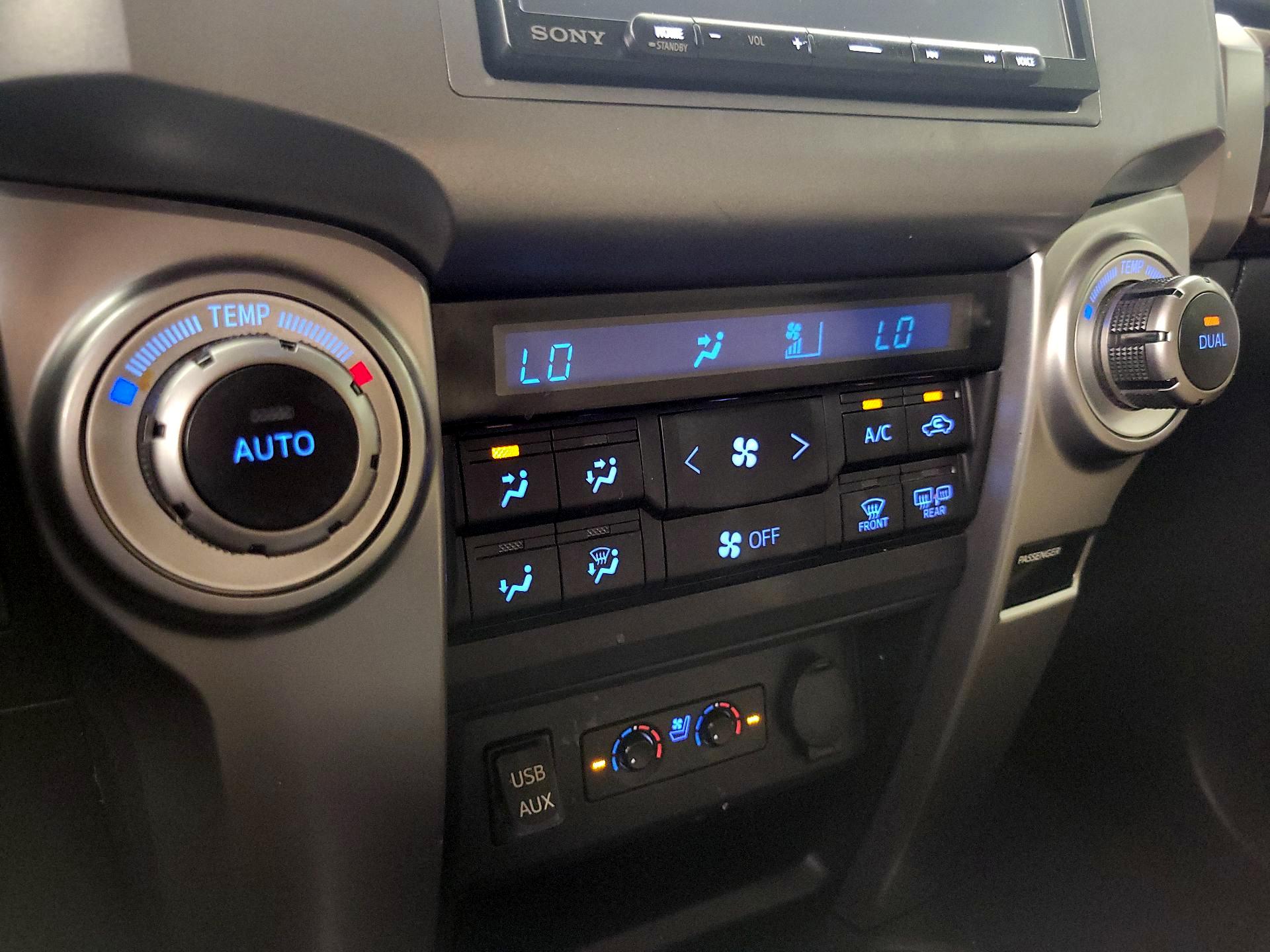 Thumbnail: 2019 Toyota 4Runner - 16